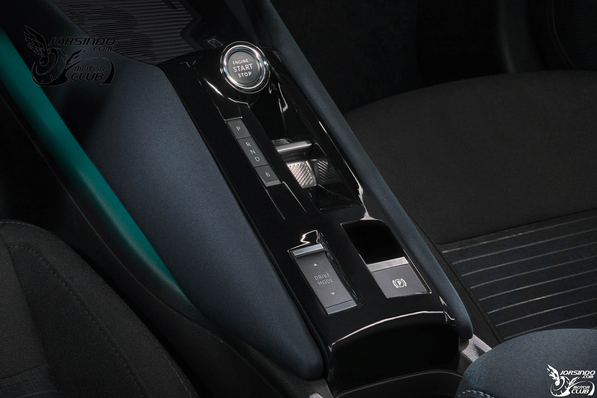 1.2升油電心臟、雙10.25吋螢幕！Alfa Romeo Junior Ibrida英國開賣6573|小老婆汽機車資訊網