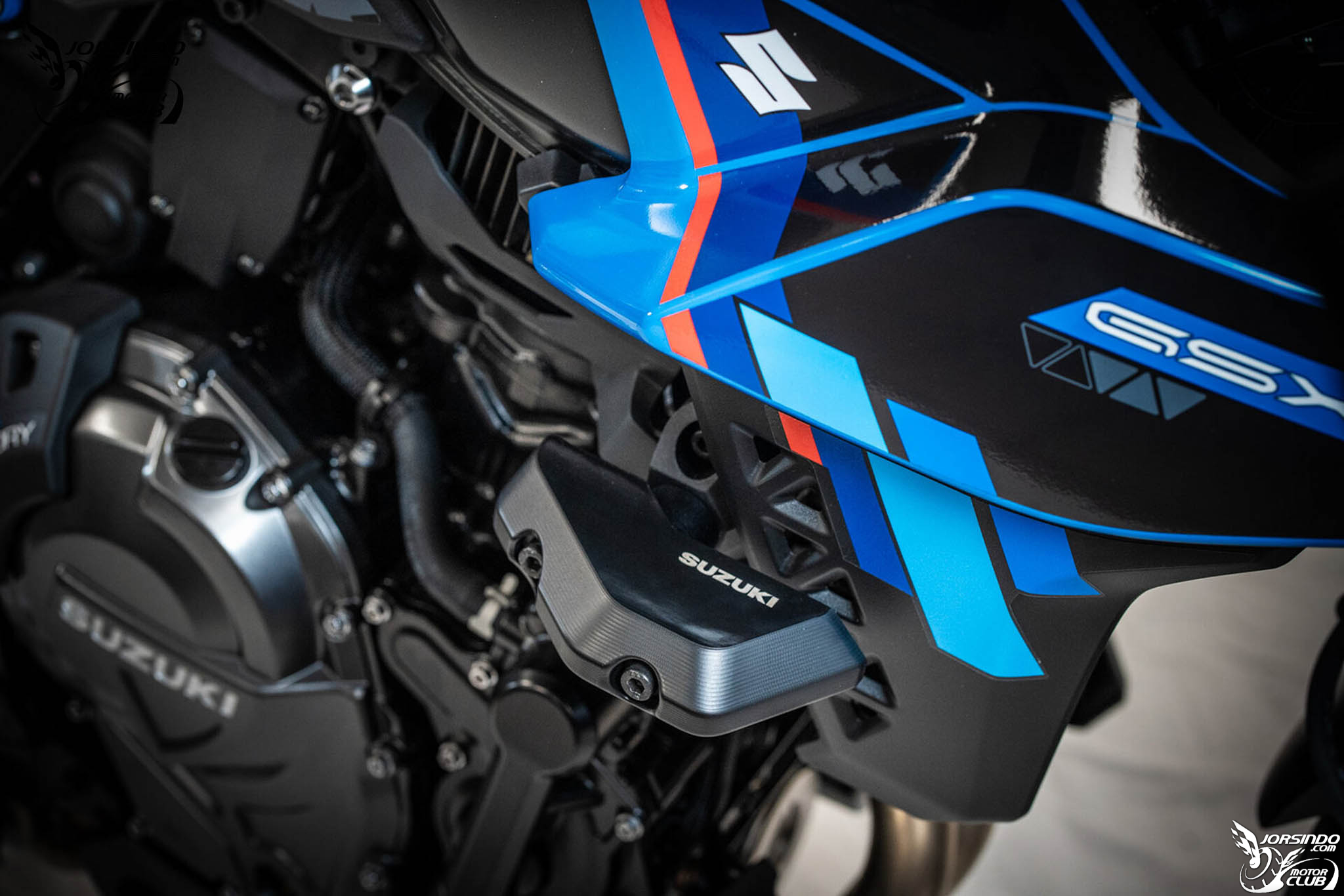 鈴菌快搶！限量 5 台 GSX-8R Champion 冠軍特仕版海外發表9860|小老婆汽機車資訊網