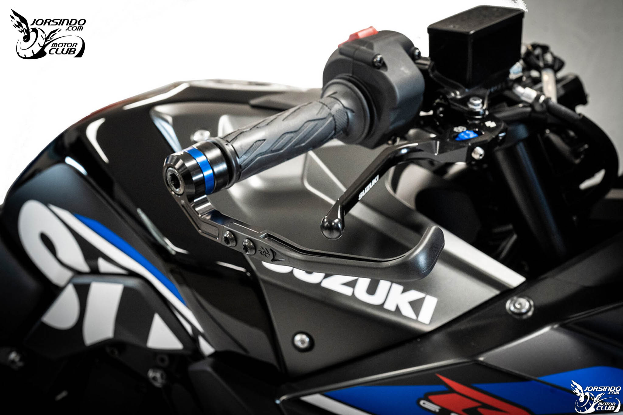 鈴菌快搶！限量 5 台 GSX-8R Champion 冠軍特仕版海外發表5786|小老婆汽機車資訊網
