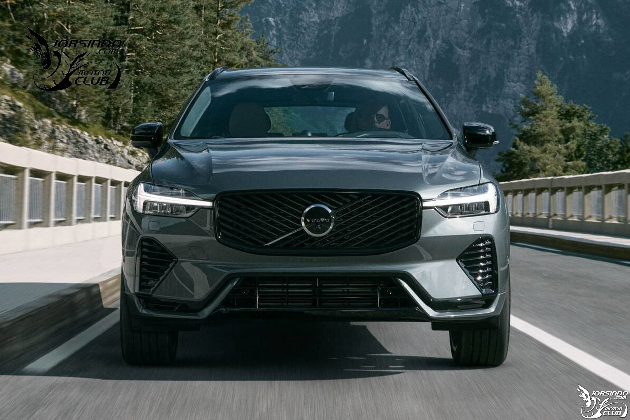 外觀小整、升級11.2吋車機！Volvo二次小改款XC60亮相1329|小老婆汽機車資訊網