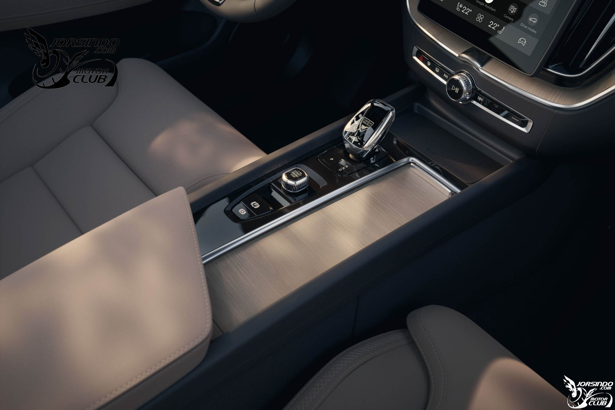 外觀小整、升級11.2吋車機！Volvo二次小改款XC60亮相2927|小老婆汽機車資訊網
