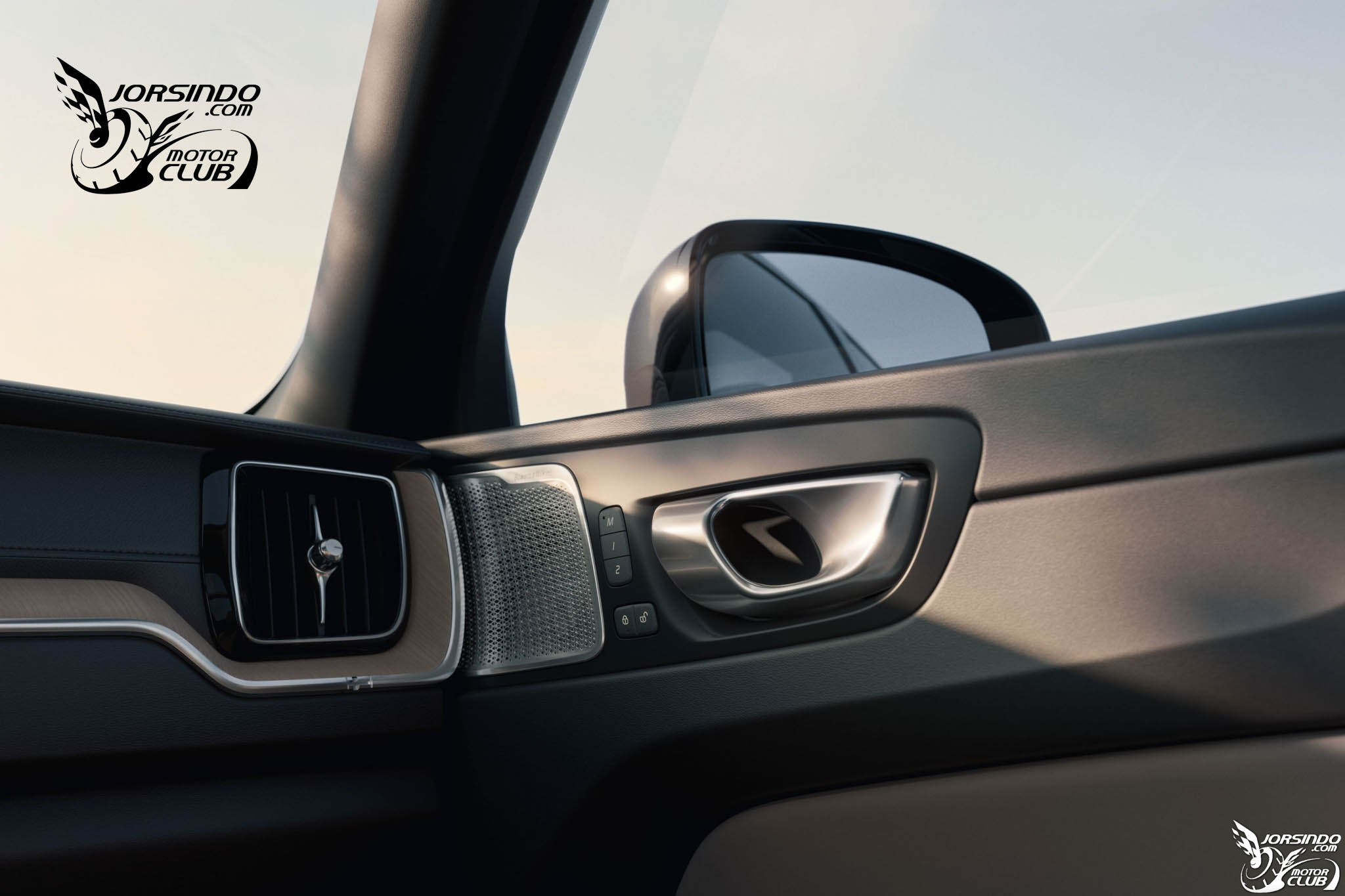 外觀小整、升級11.2吋車機！Volvo二次小改款XC60亮相781|小老婆汽機車資訊網