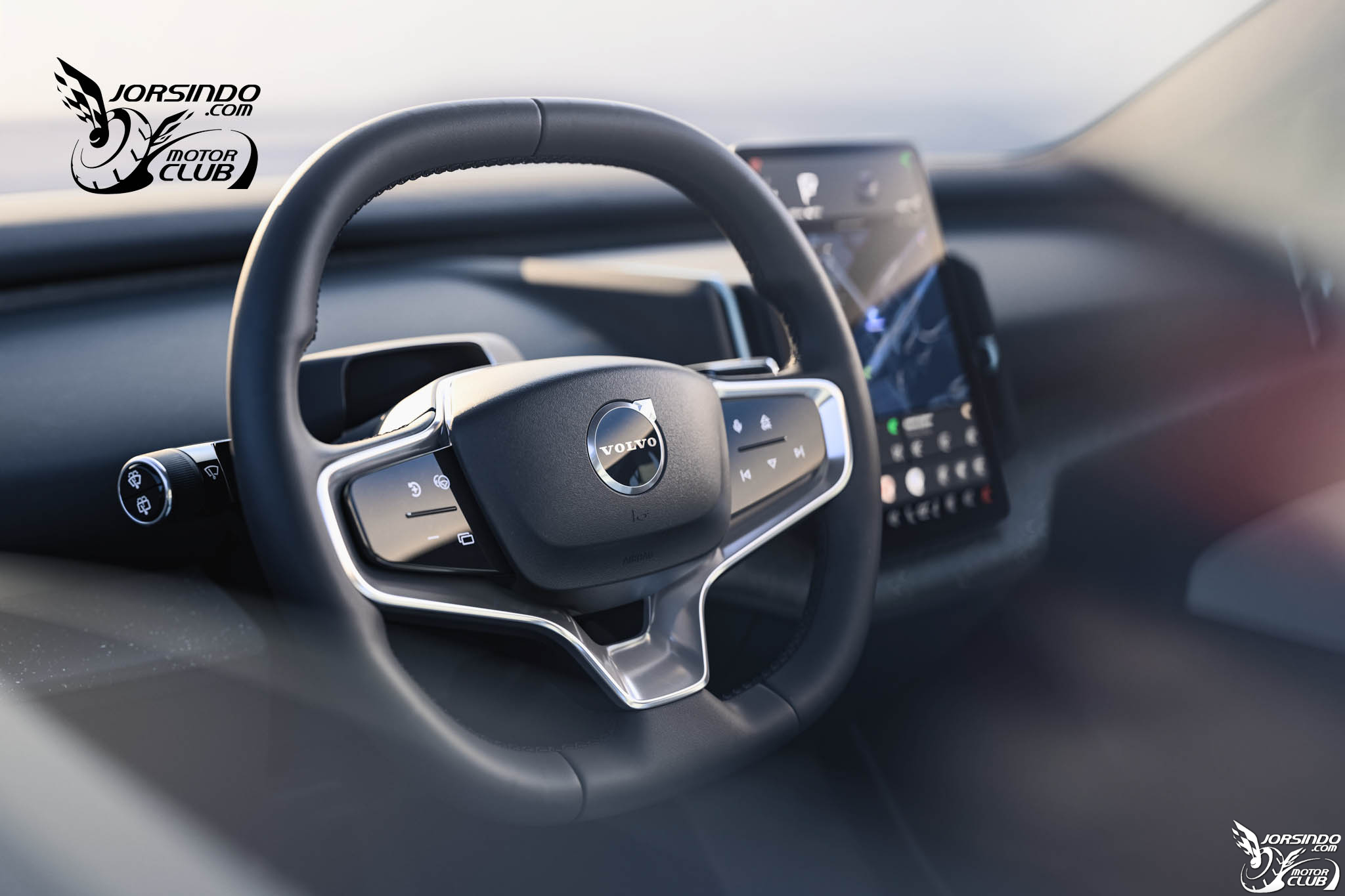 Volvo EX30國內上市，首波供應174.99萬雙馬達Ultra單一版本！5820|小老婆汽機車資訊網