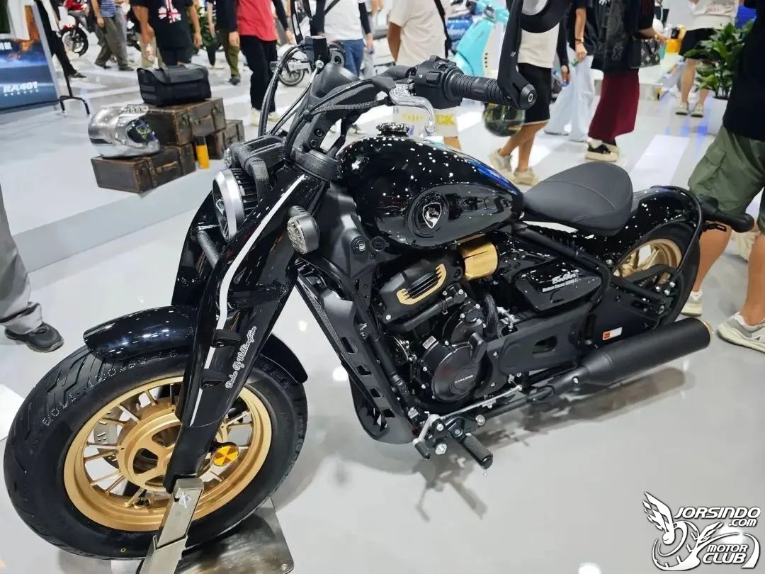 [大陆车讯]首发23,988元起！赛科龙RA600上市，中大排量巡航...95|小老婆汽機車資訊網