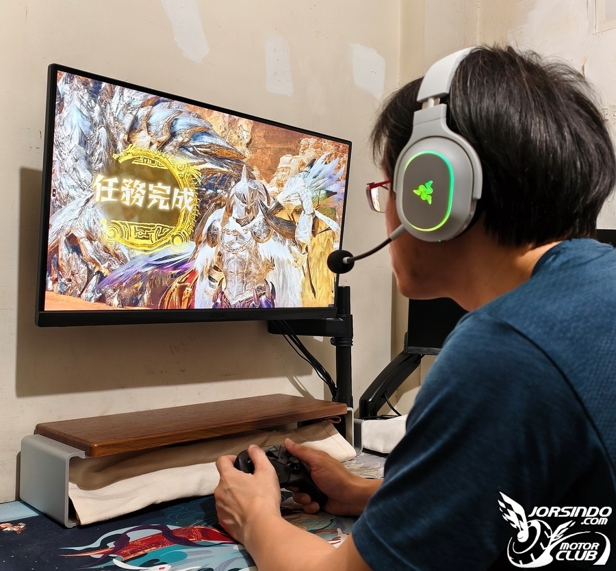 Razer Barracuda X Chroma - 炫彩燈效 環繞音效 沉浸狩獵魔物3671|小老婆汽機車資訊網