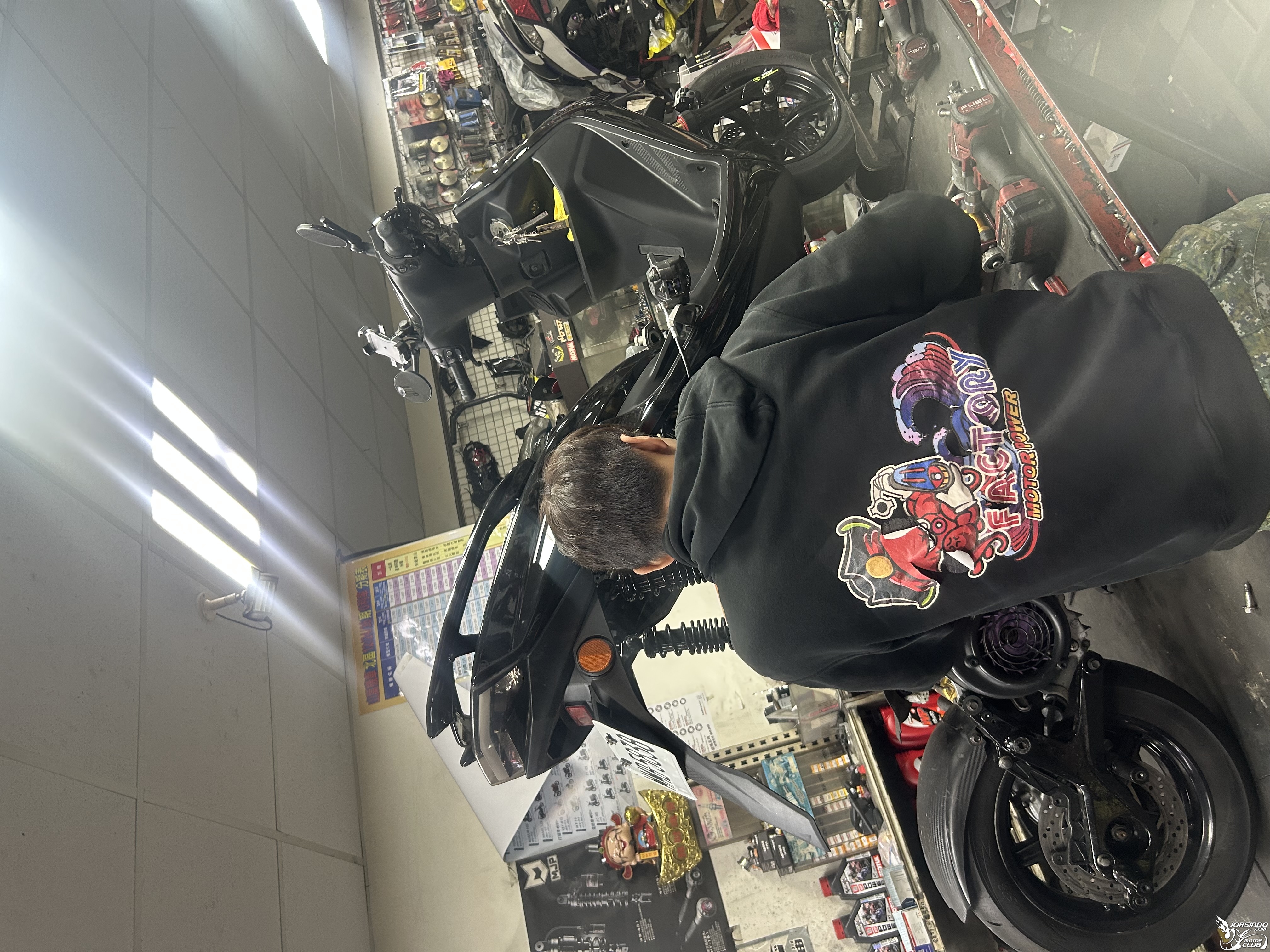 騎五公里後 就動彈不得 ！1436|小老婆汽機車資訊網