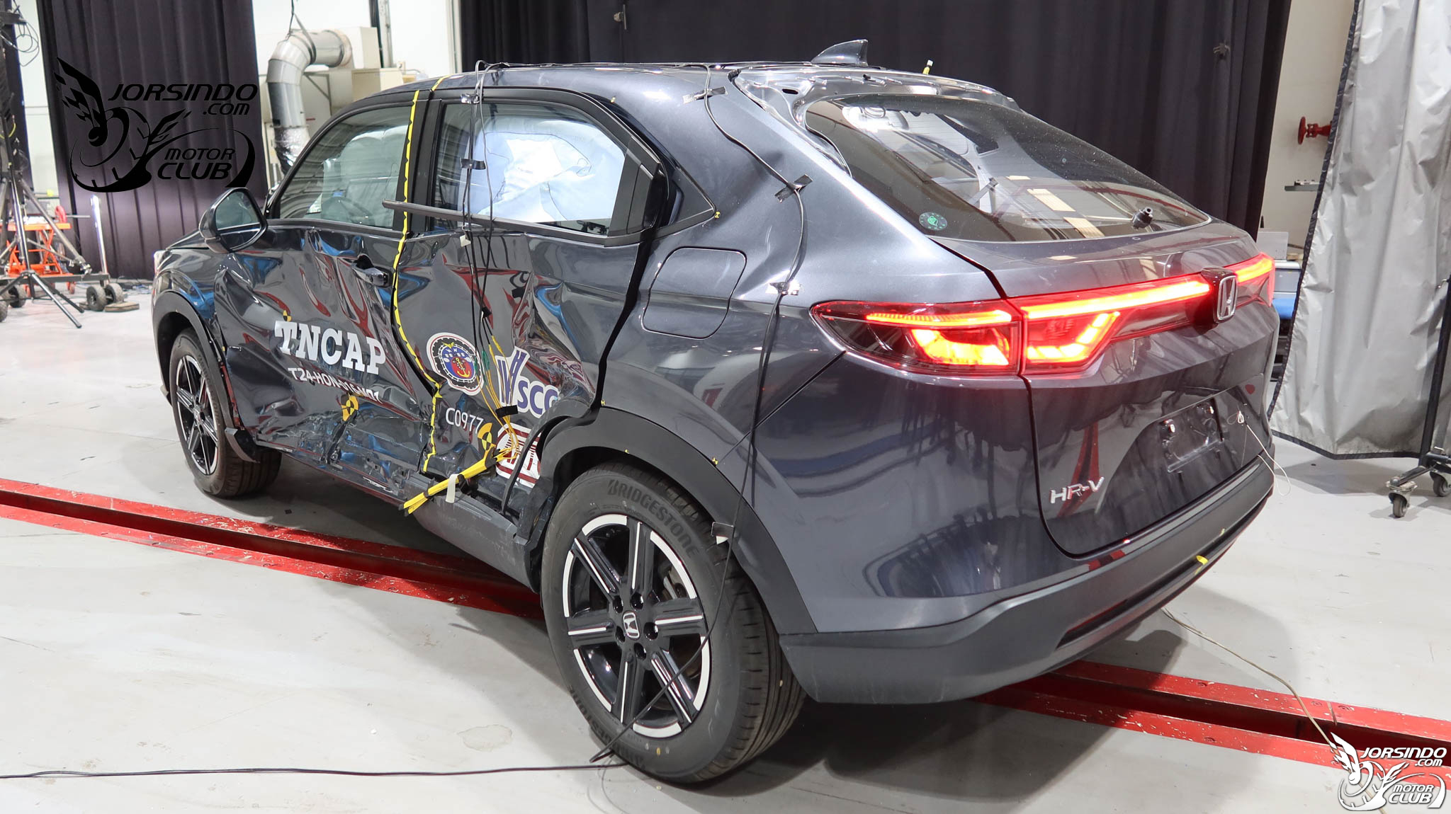 Model 3獲五星、HR-V獲四星！2025第一季TNCAP兩車型撞測結果出爐3248|小老婆汽機車資訊網