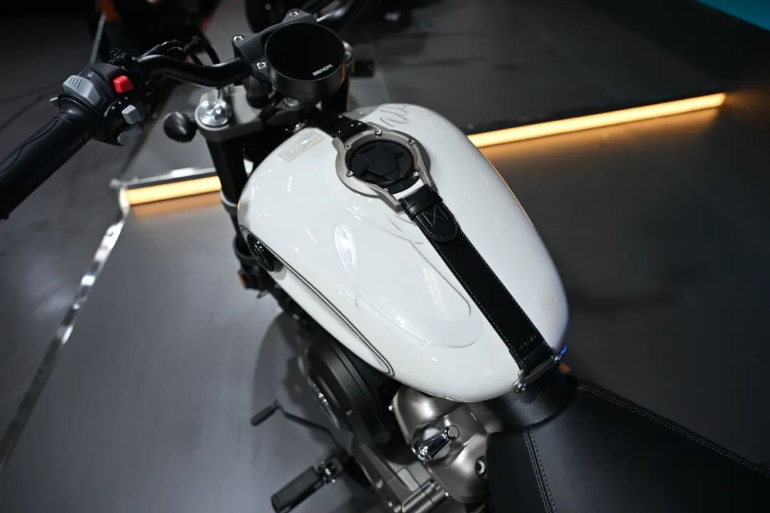 [大陆车讯]15,999元！奔达金吉拉250上市，可它似乎不是主角？9456|小老婆汽機車資訊網