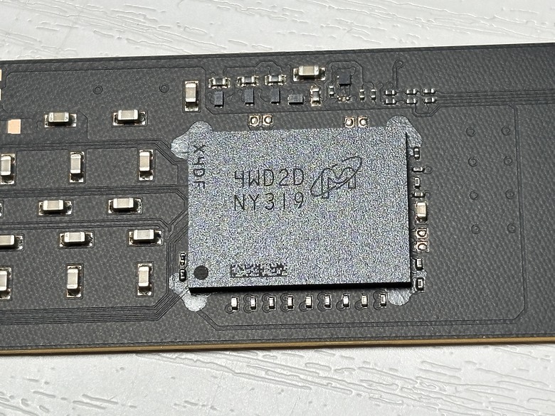 「打遊戲的絕佳良伴」Micron Crucial P310 1TB 開箱實測6969|小老婆汽機車資訊網