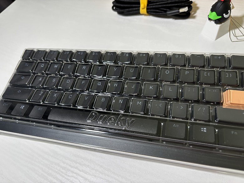 「電感軸能取代磁軸嗎？」Ducky One X Mini 三模無線機械式電...2654|小老婆汽機車資訊網
