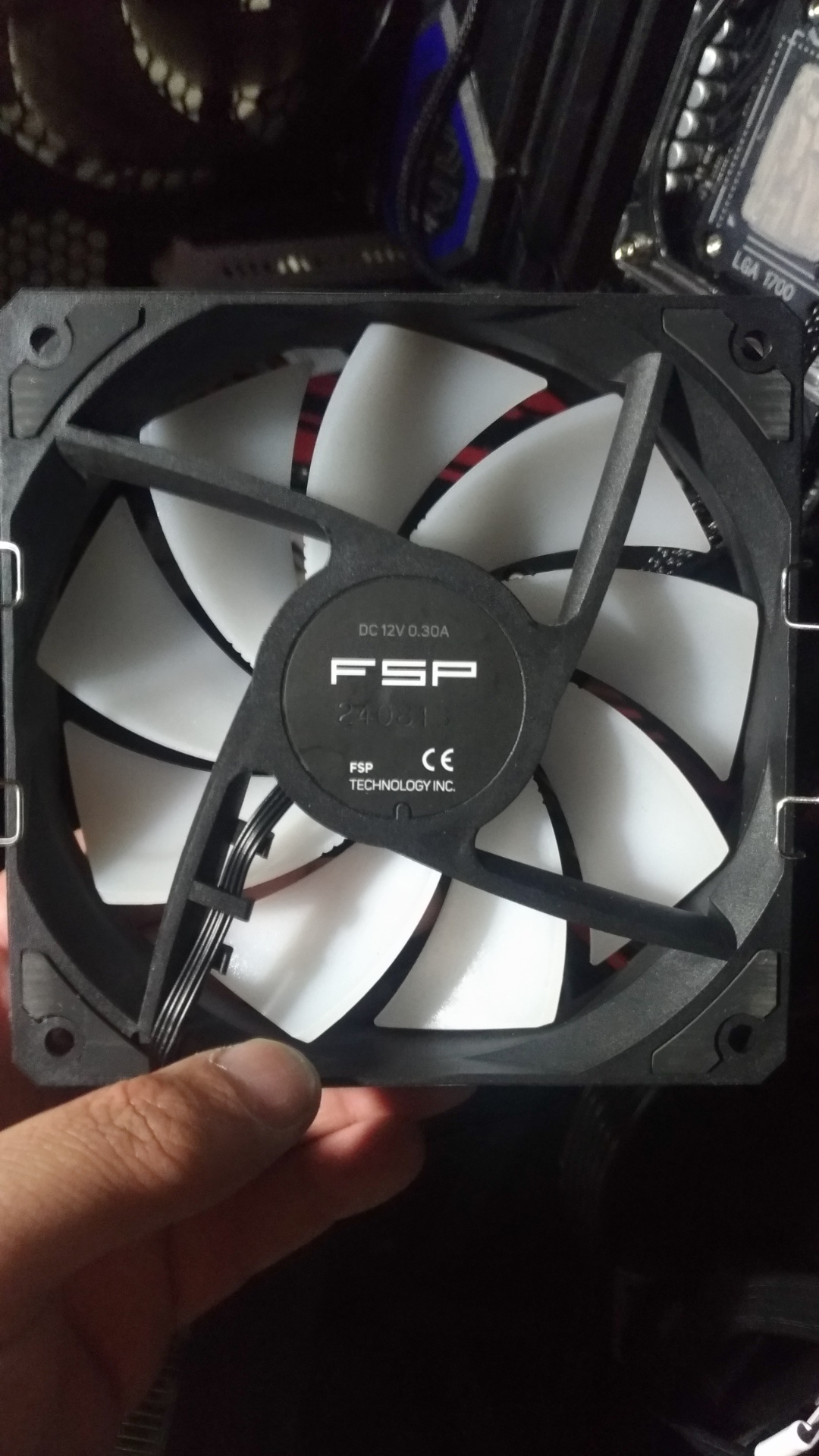 經濟實惠且1500有找的超值 全漢FSP MP7 ARGB 雙塔散熱器 開箱7439|小老婆汽機車資訊網