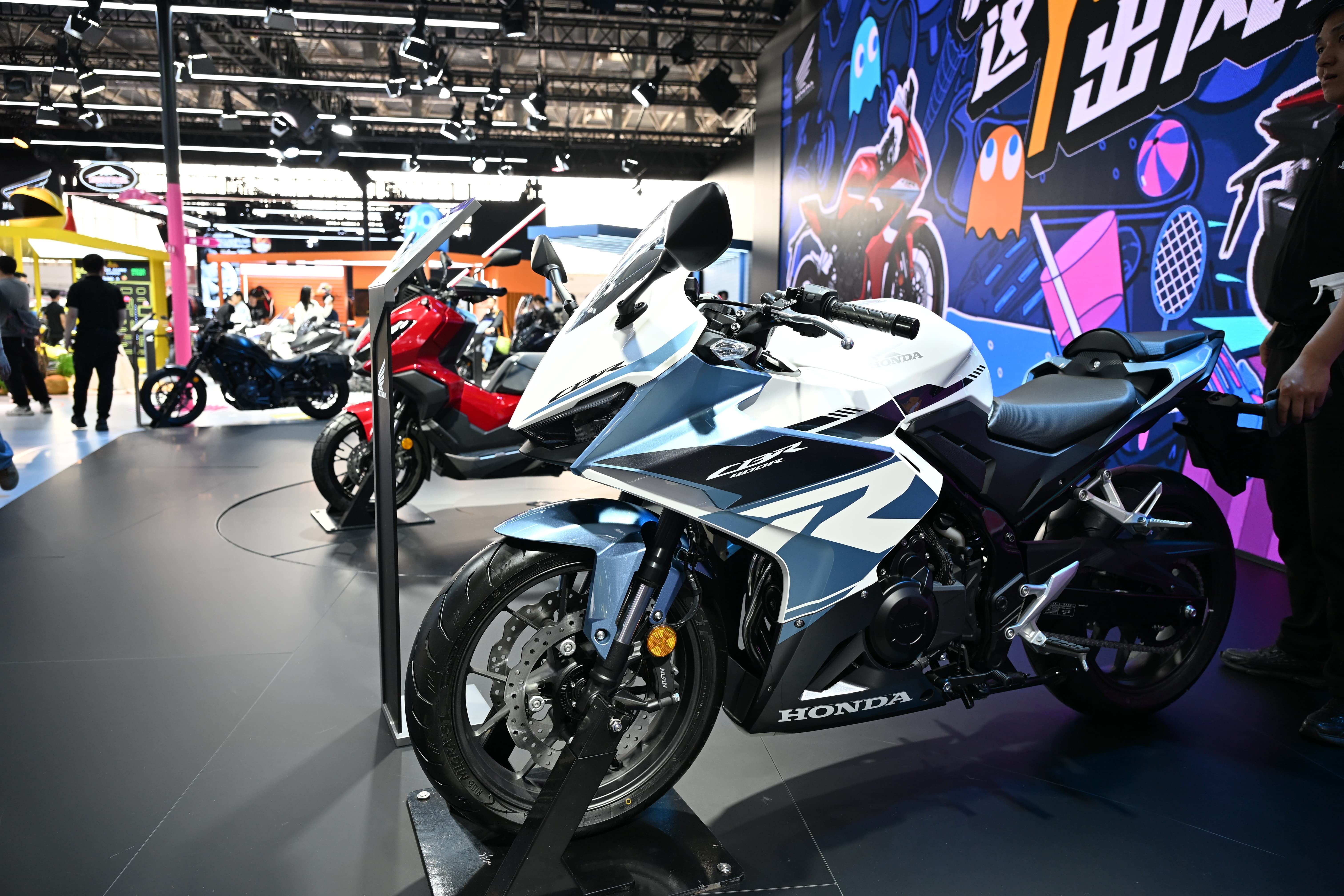[北京摩展]新款HONDA CBR400R 全球首发，这配色是有多亮眼3659|小老婆汽機車資訊網