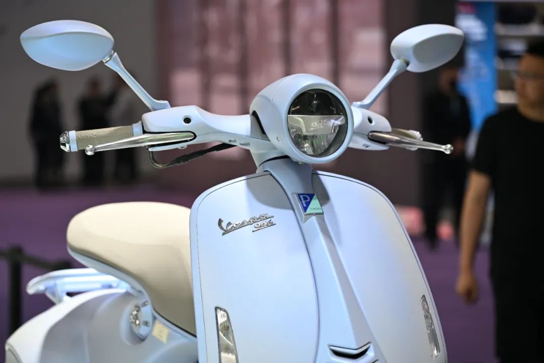 [北京摩展]北京摩展丨Vespa 946蛇年纪念版，贵是真贵 做工...9009|小老婆汽機車資訊網