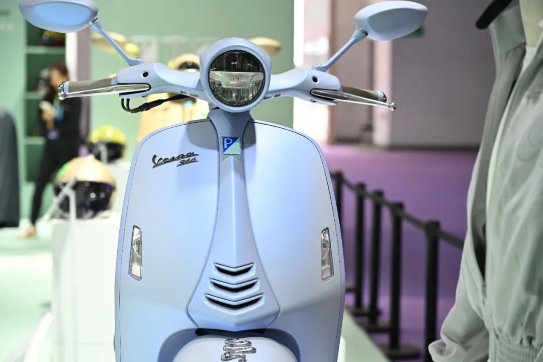 [北京摩展]北京摩展丨Vespa 946蛇年纪念版，贵是真贵 做工...5099|小老婆汽機車資訊網