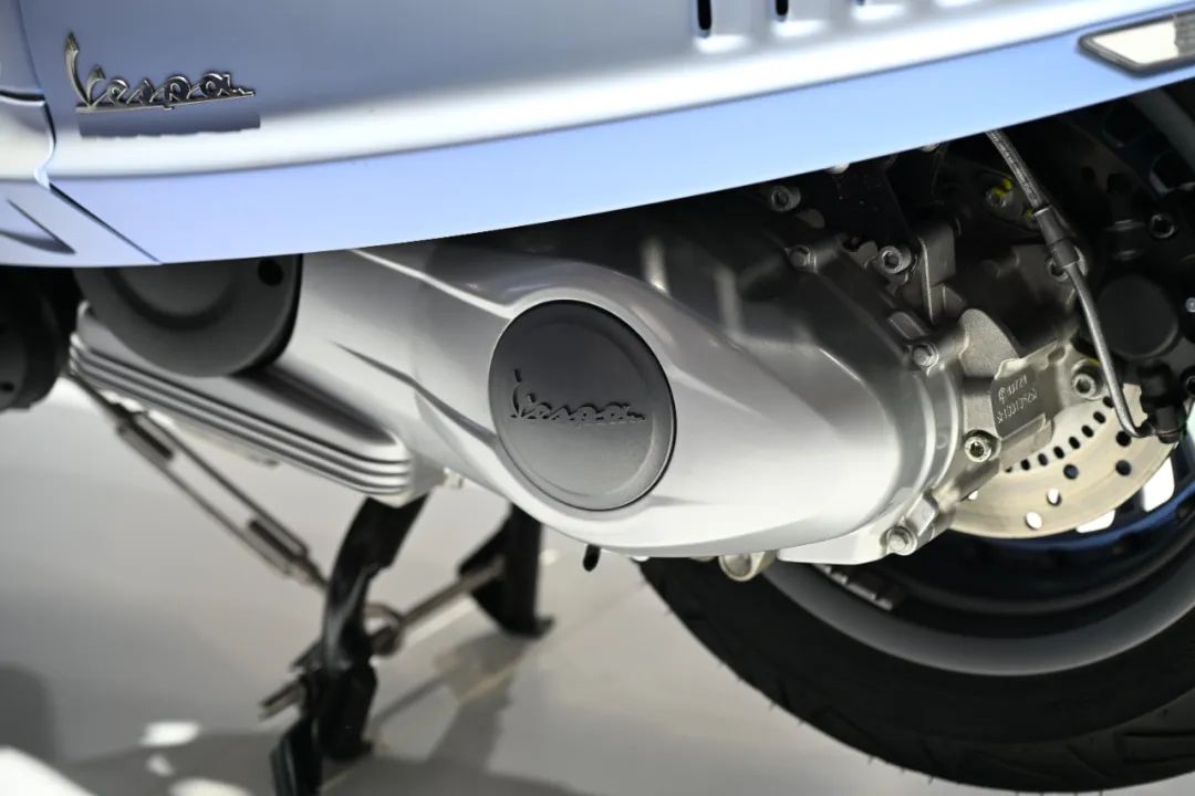 [北京摩展]北京摩展丨Vespa 946蛇年纪念版，贵是真贵 做工...8453|小老婆汽機車資訊網