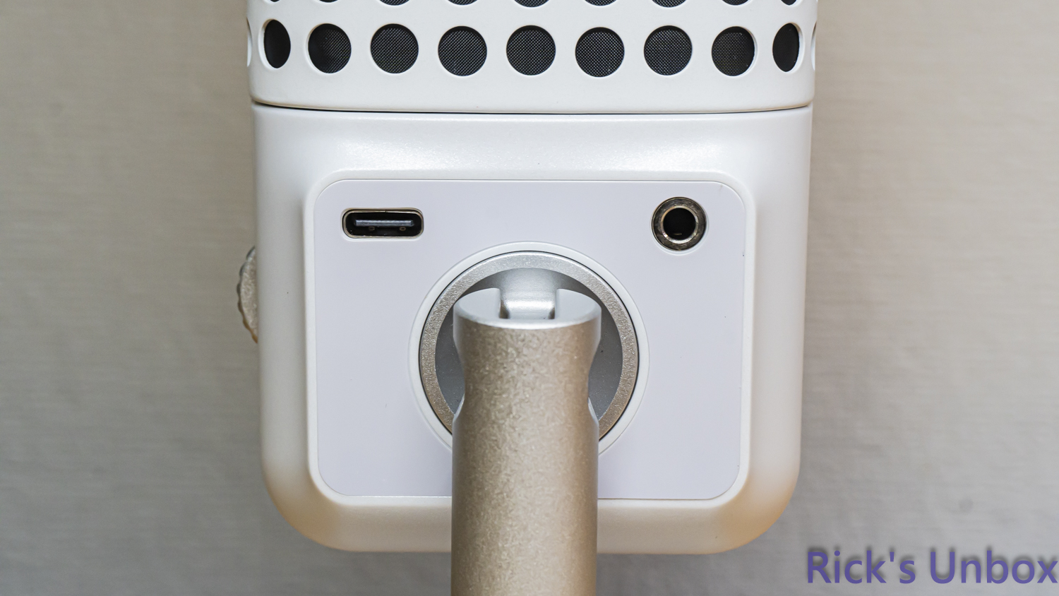 【開箱】菁英收音調教 | NZXT CAPSULE ELITE WHITE1918|小老婆汽機車資訊網
