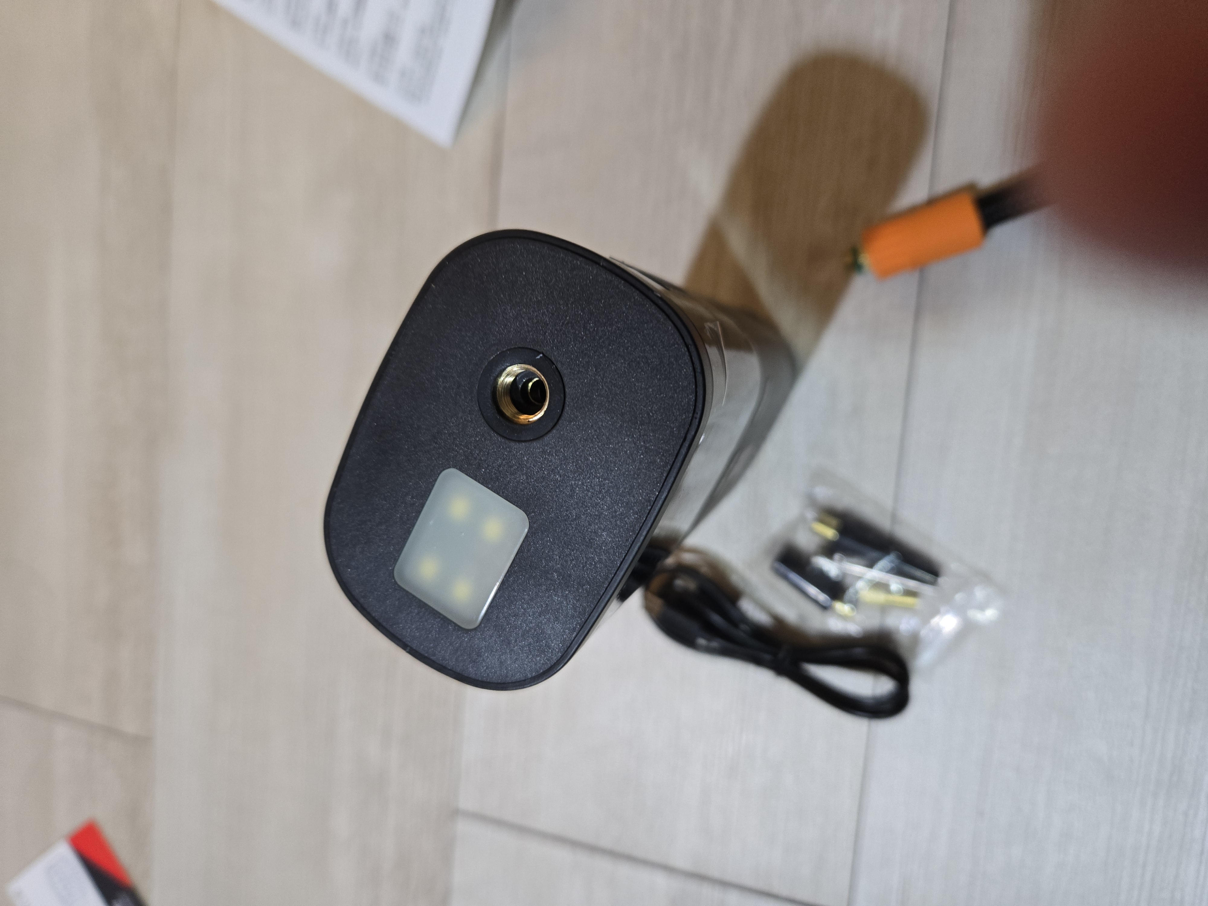 飛樂TP20電動打氣機開箱702|小老婆汽機車資訊網