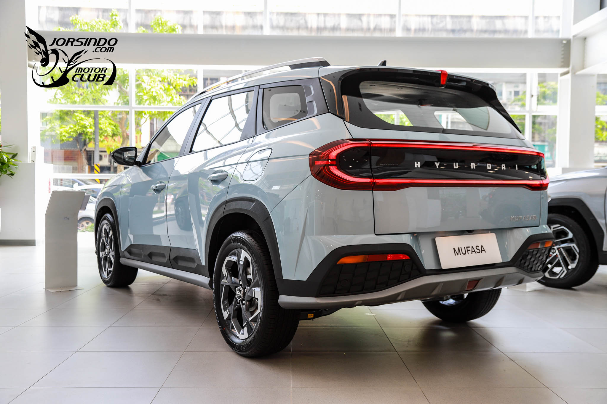同級唯一副駕駛座前傾+倒車投影！Hyundai Mufasa展間直擊3313|小老婆汽機車資訊網