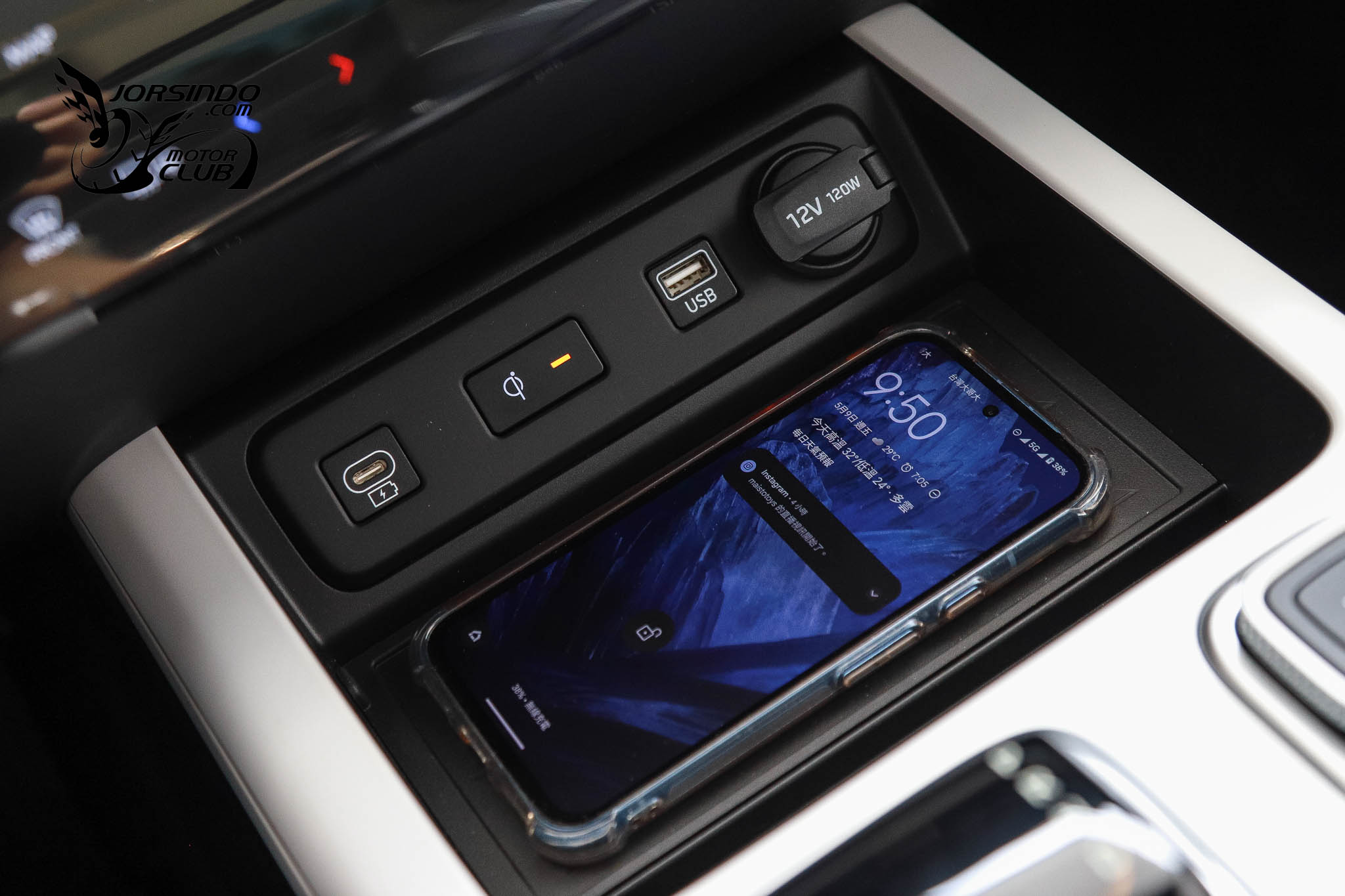 同級唯一副駕駛座前傾+倒車投影！Hyundai Mufasa展間直擊1560|小老婆汽機車資訊網