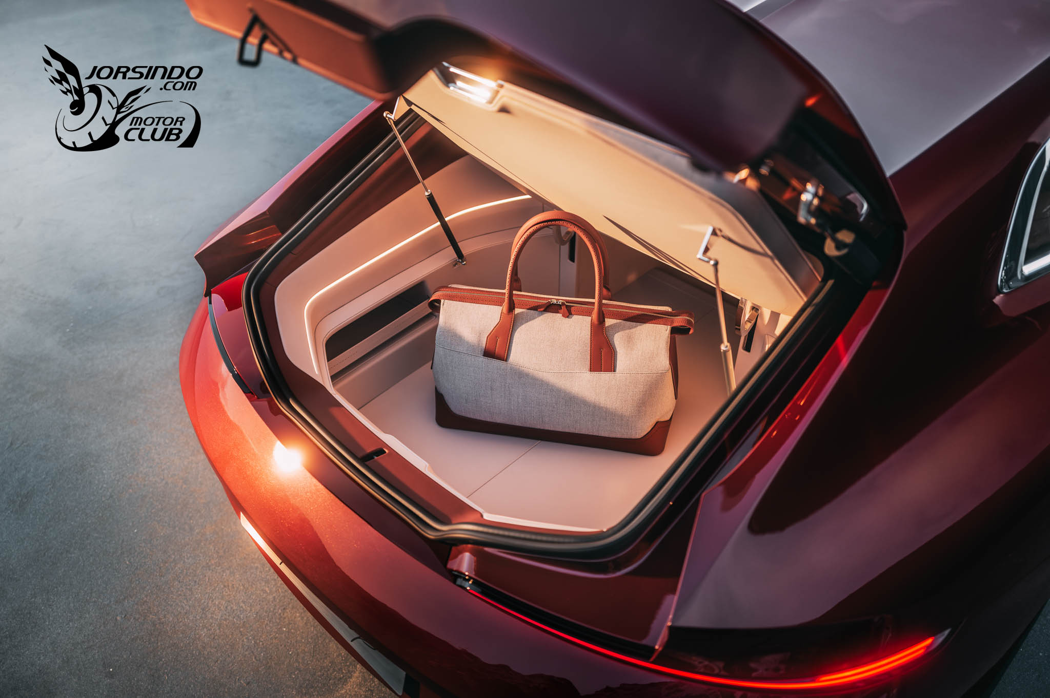 帥氣獵跑外觀、限量70部！BMW Concept Speedtop亮相2093|小老婆汽機車資訊網