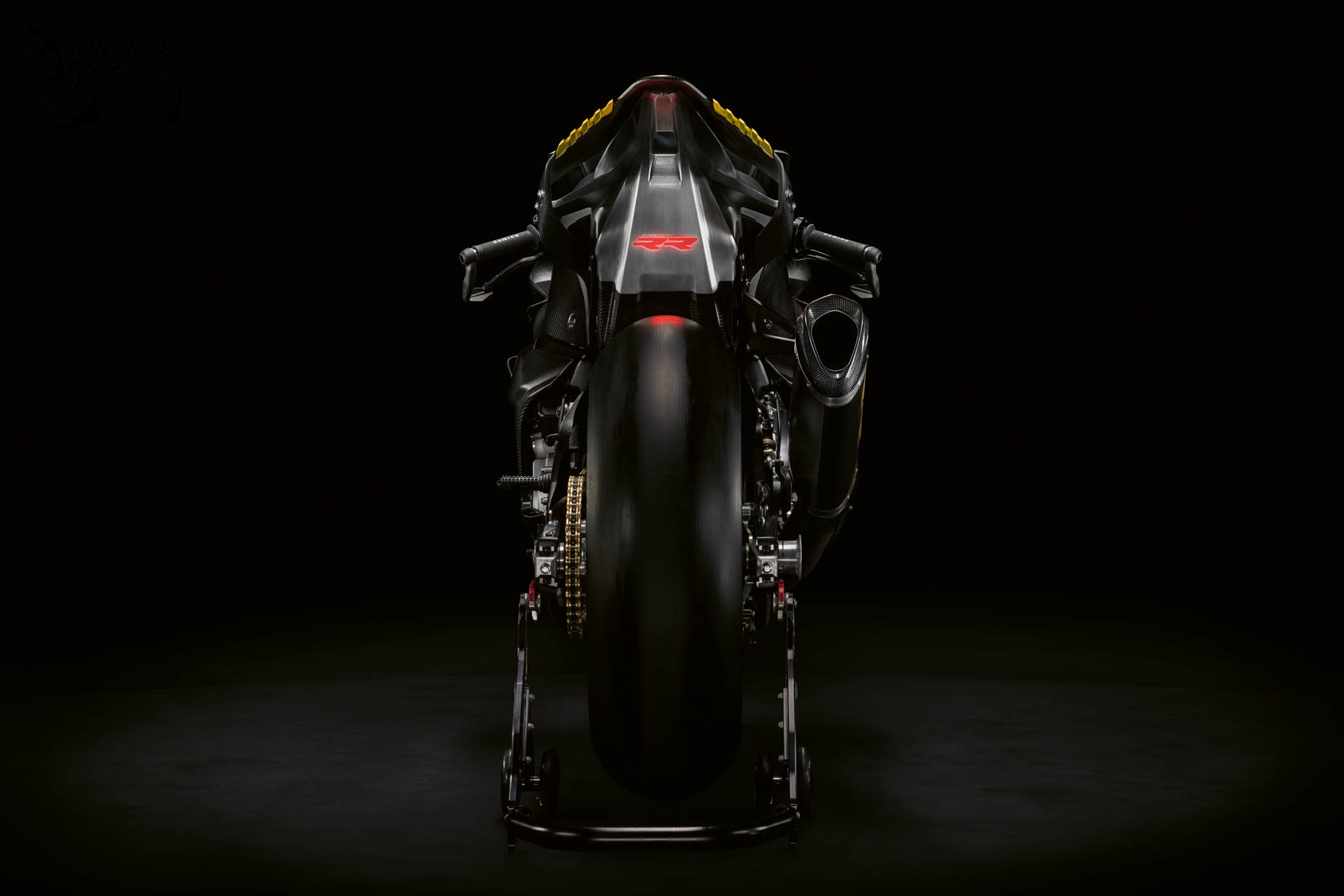 突破 230 匹！BMW Motorrad Concept RR 德意志兇器登場2509|小老婆汽機車資訊網