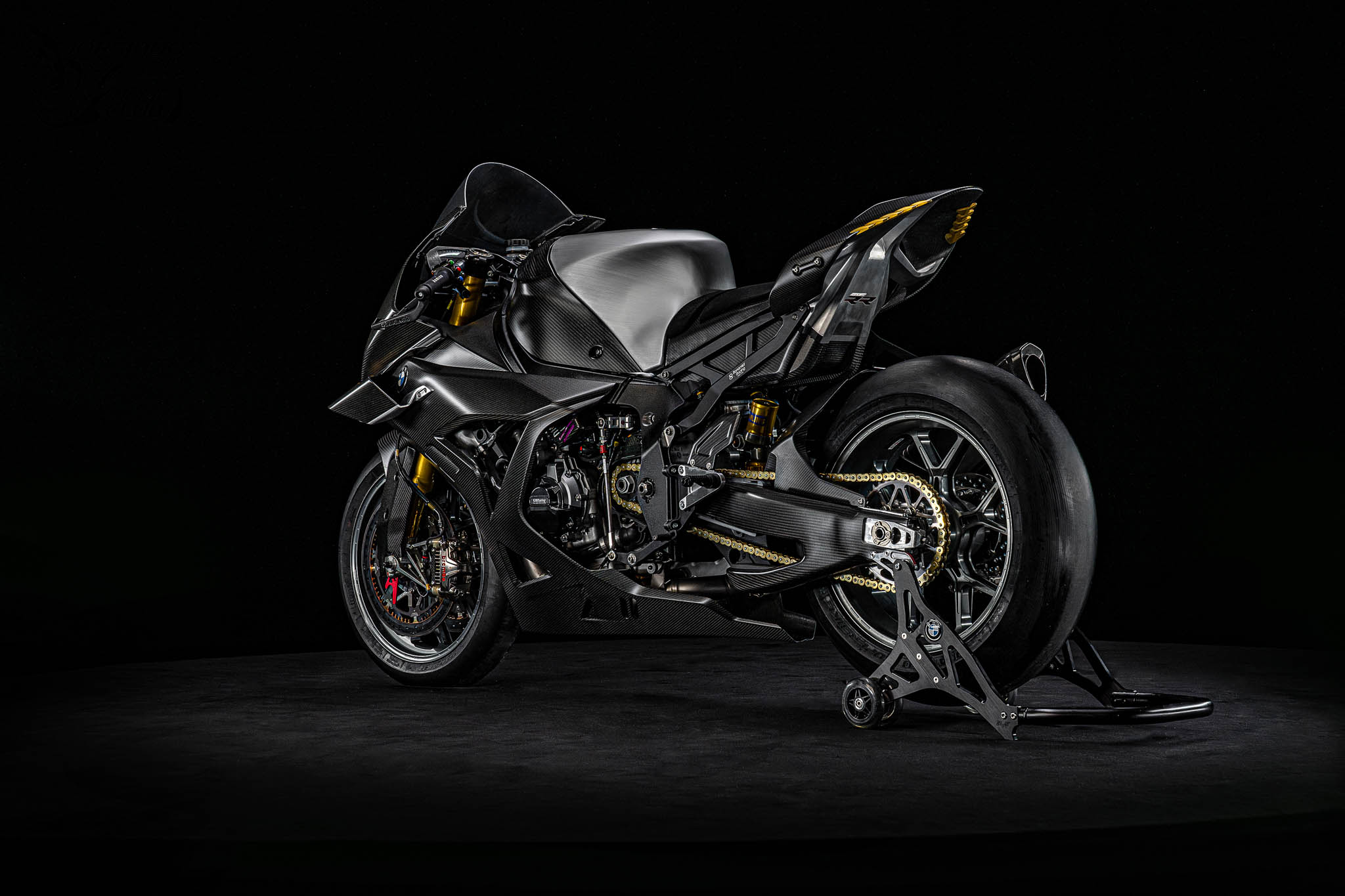 突破 230 匹！BMW Motorrad Concept RR 德意志兇器登場9940|小老婆汽機車資訊網