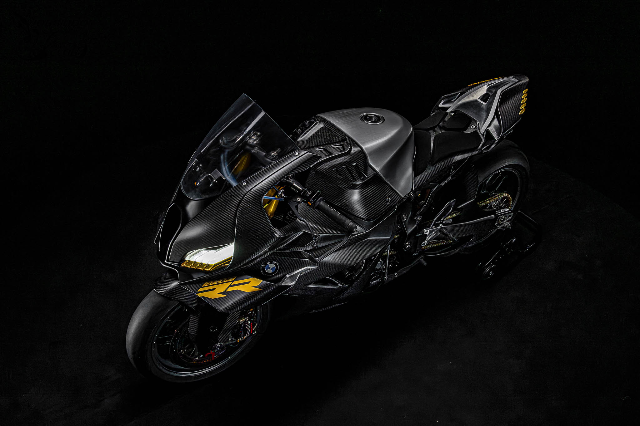 突破 230 匹！BMW Motorrad Concept RR 德意志兇器登場6704|小老婆汽機車資訊網
