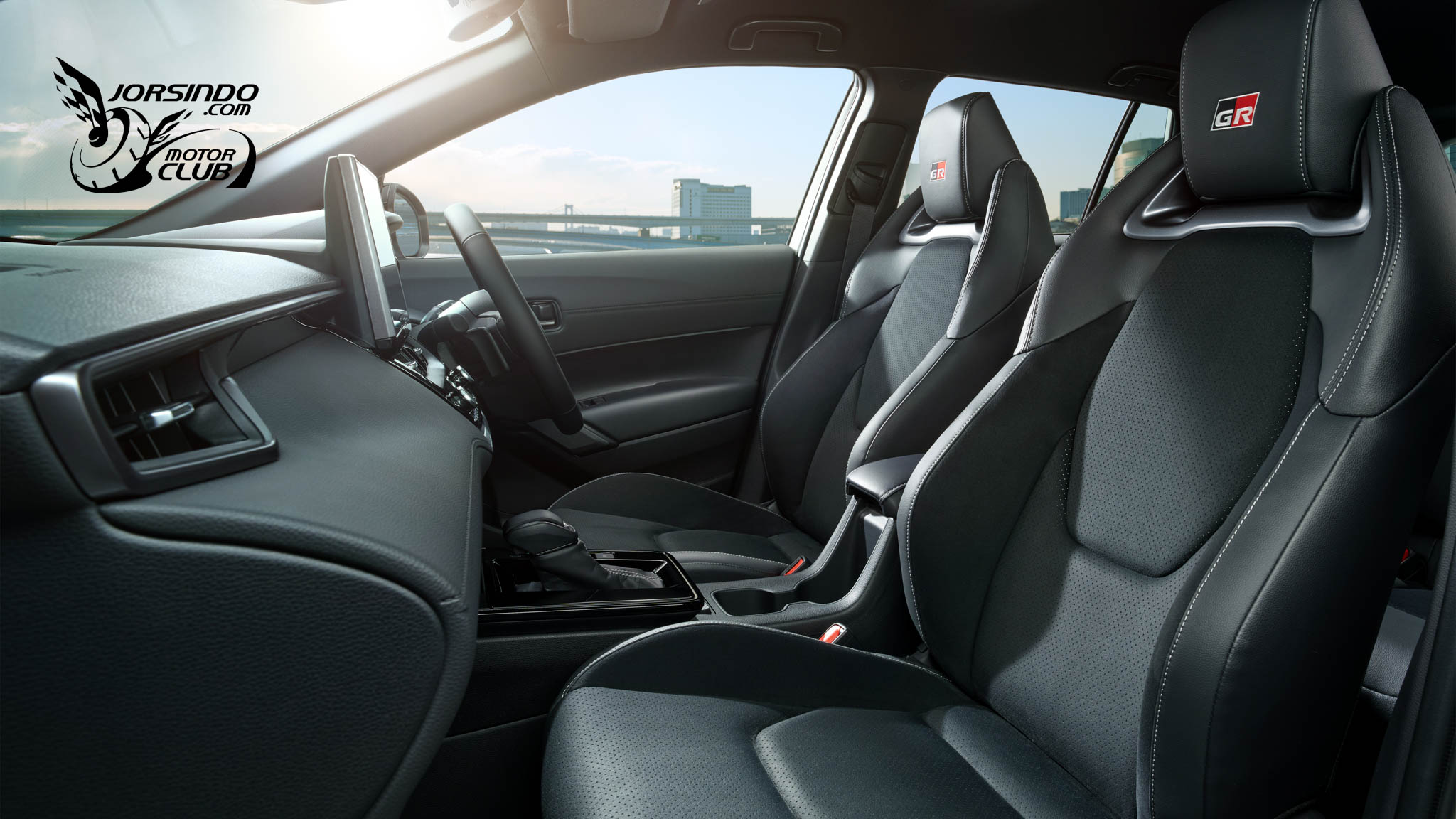 2.0升油電動力心臟！日規小改款Corolla Cross GR Sport登場2930|小老婆汽機車資訊網