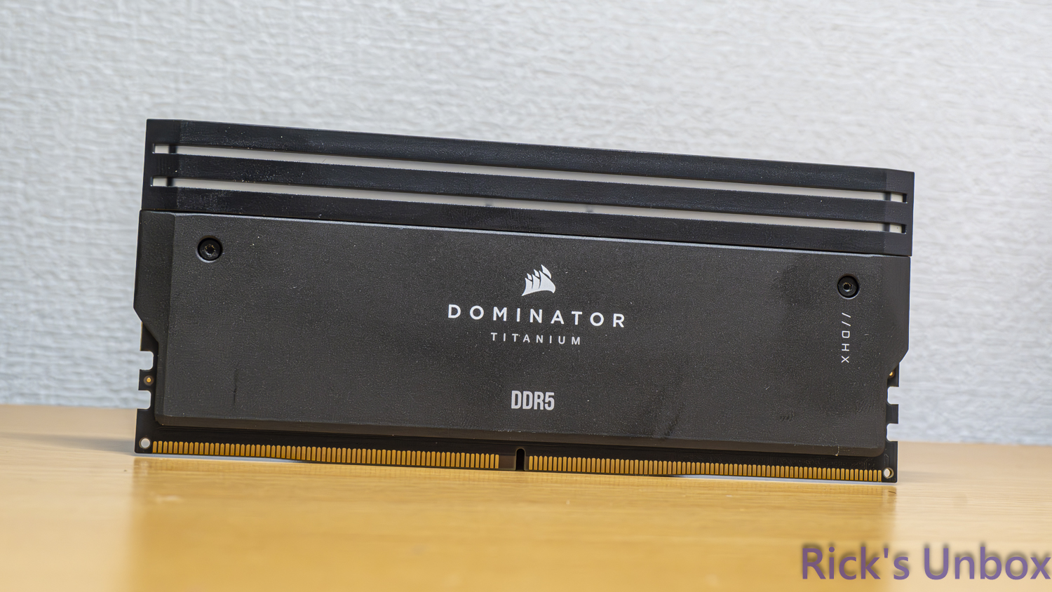 【開箱】海盜船DDR5新旗艦 | CORSAIR DOMINATOR TITANIUM RGB DDR59615|小老婆汽機車資訊網