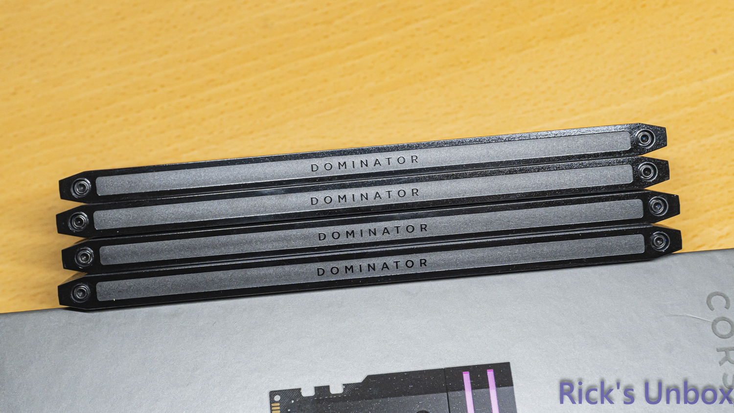 【開箱】海盜船DDR5新旗艦 | CORSAIR DOMINATOR TITANIUM RGB DDR58789|小老婆汽機車資訊網