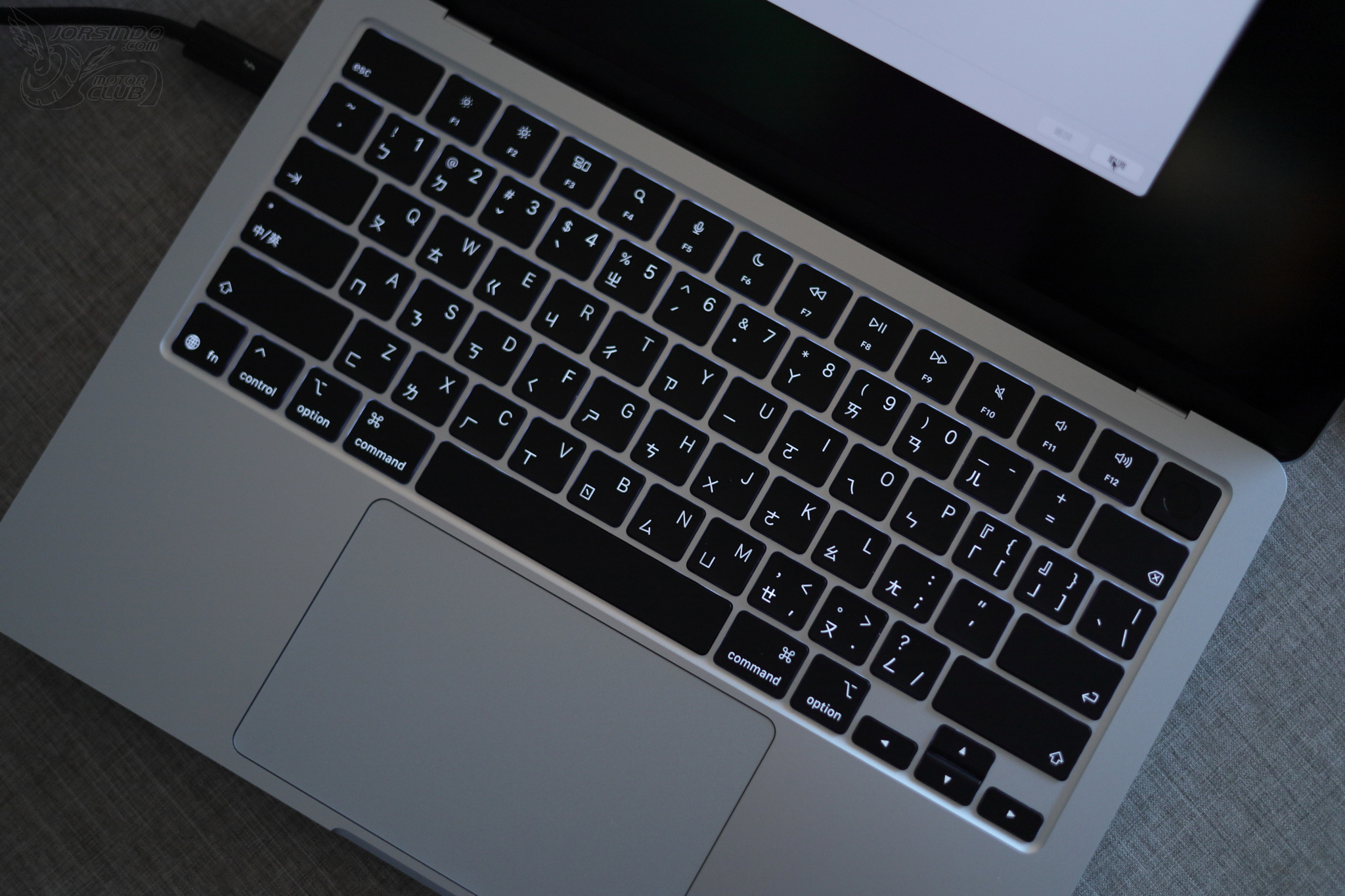 MacBook Air M4 天藍新色開箱體驗：Apple 晶片的完全體9912|小老婆汽機車資訊網
