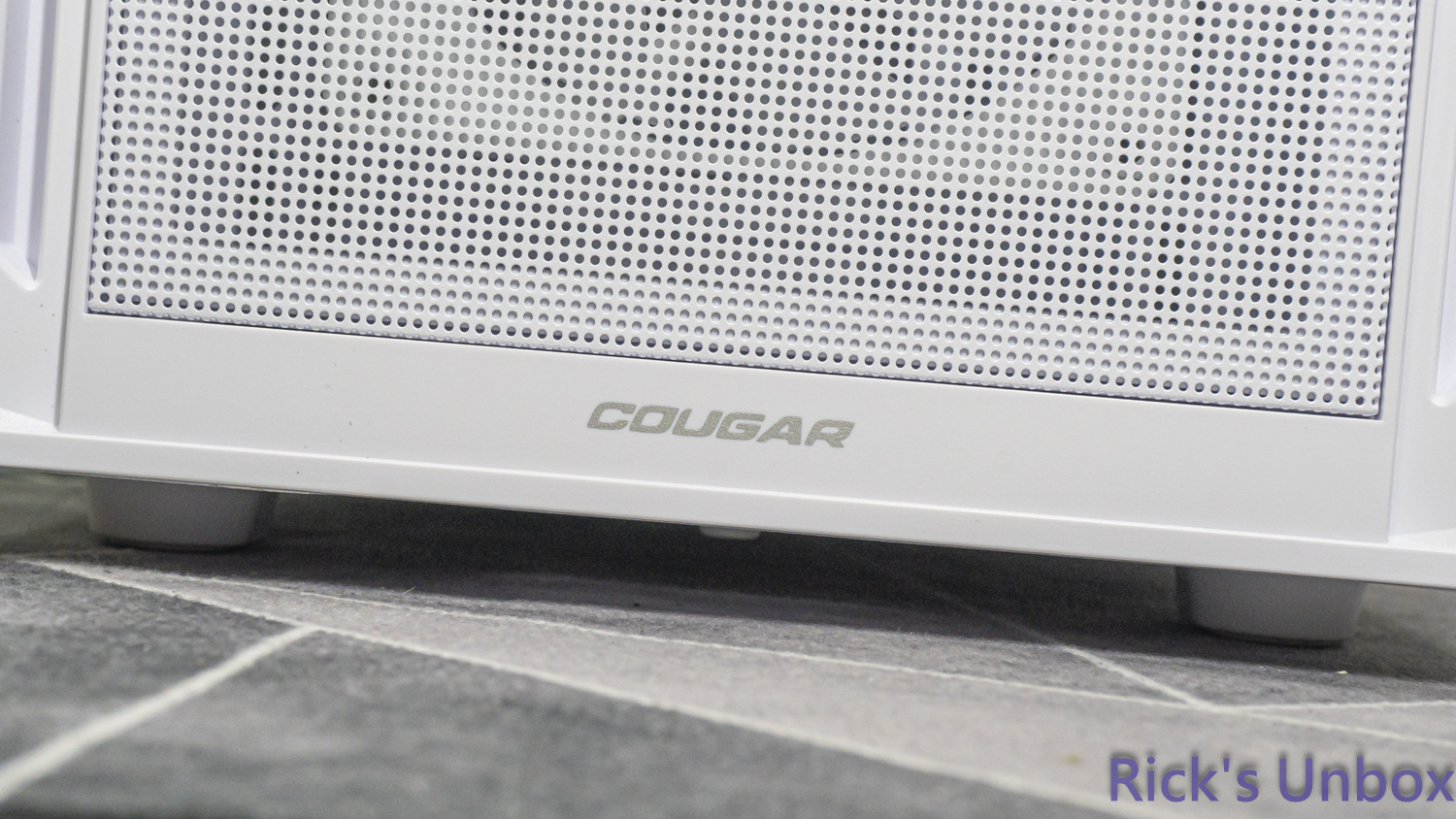【開箱】緊湊ATX平價機殼 | COUGAR AIRFACE PURE PRO WHITE7358|小老婆汽機車資訊網