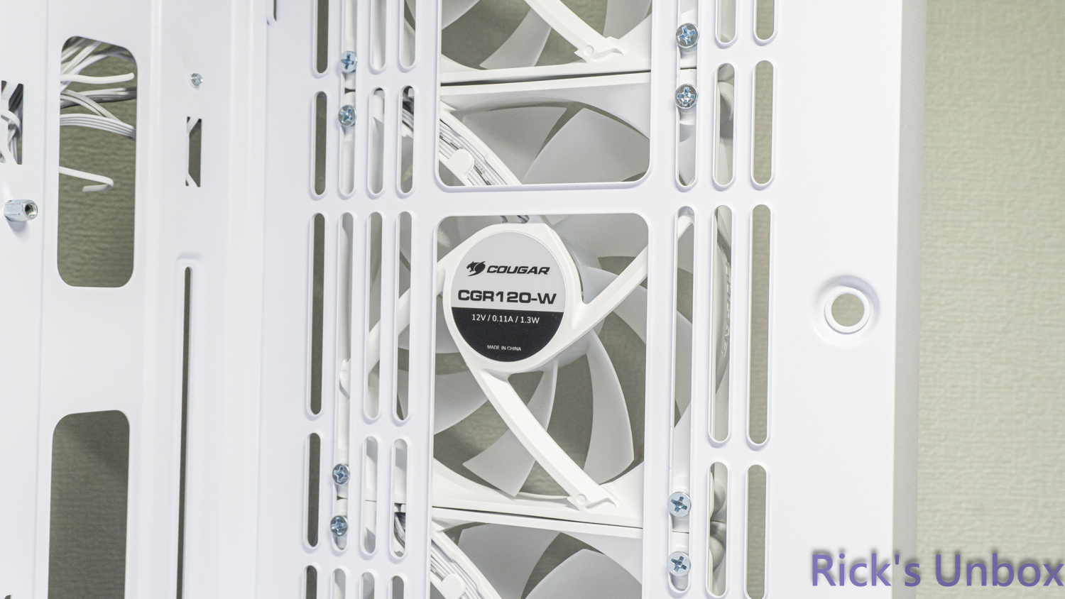 【開箱】緊湊ATX平價機殼 | COUGAR AIRFACE PURE PRO WHITE5074|小老婆汽機車資訊網