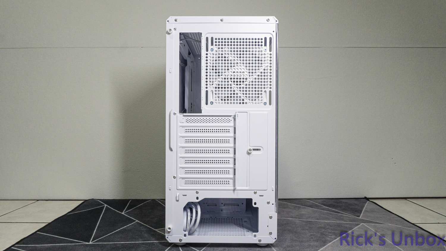【開箱】緊湊ATX平價機殼 | COUGAR AIRFACE PURE PRO WHITE849|小老婆汽機車資訊網
