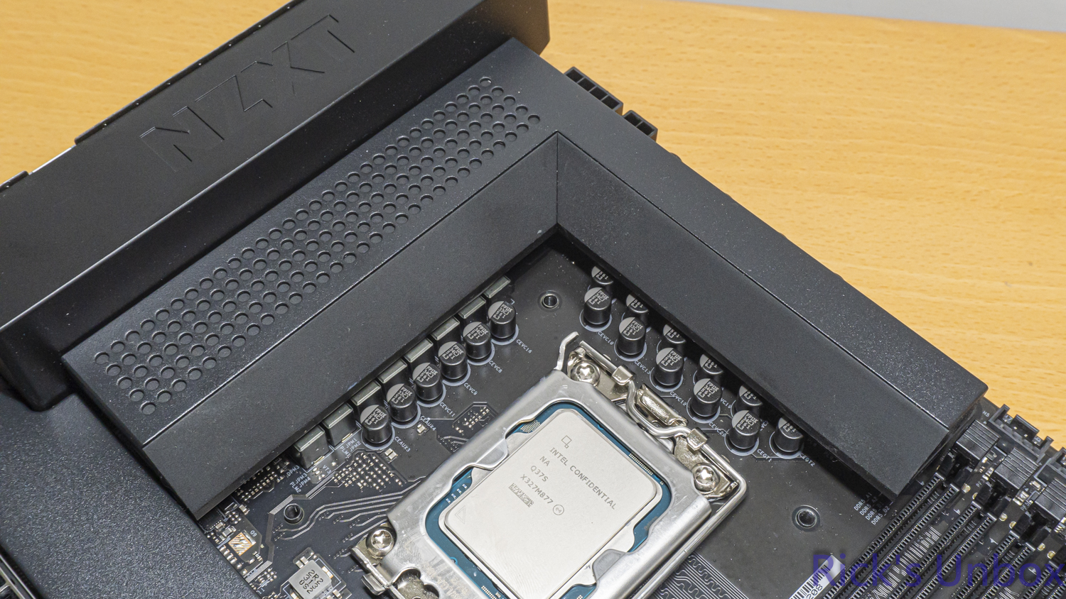 【開箱】NZXT信仰主機 | NZXT GAMING PC1713|小老婆汽機車資訊網