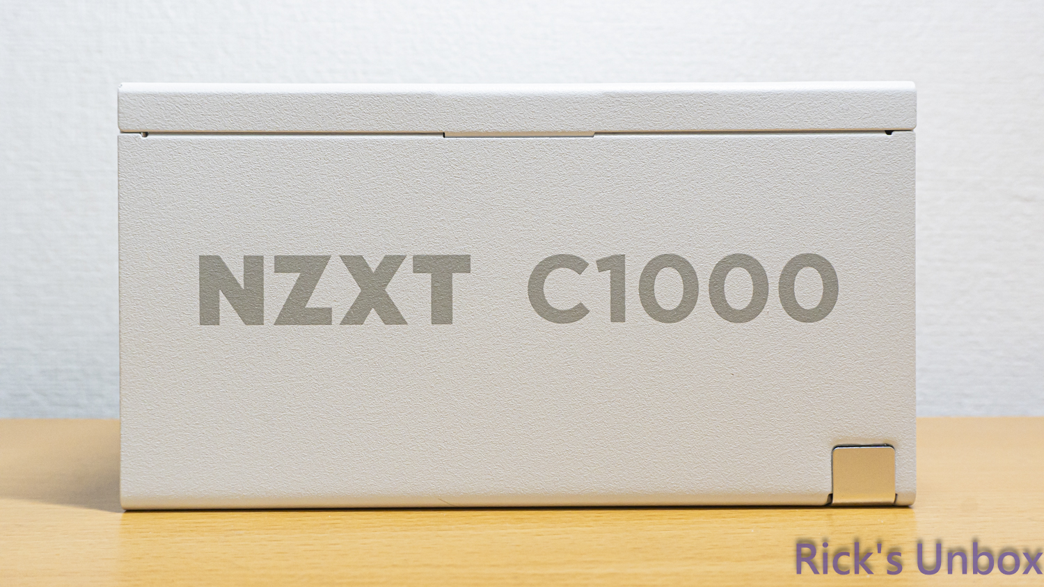【開箱】NZXT信仰主機 | NZXT GAMING PC2423|小老婆汽機車資訊網