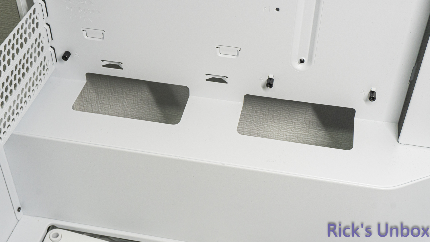 【開箱】NZXT信仰主機 | NZXT GAMING PC5826|小老婆汽機車資訊網