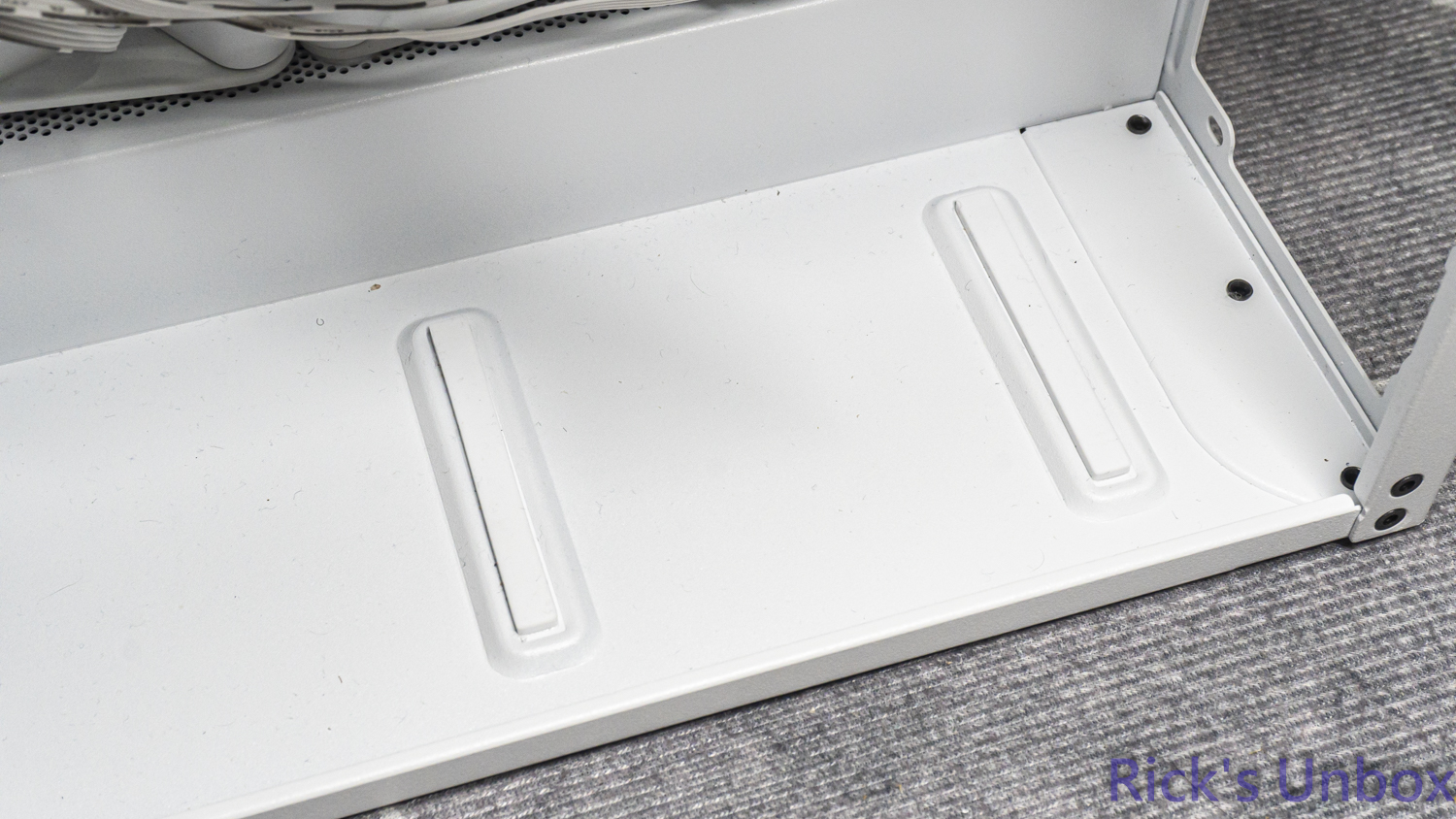 【開箱】NZXT信仰主機 | NZXT GAMING PC8213|小老婆汽機車資訊網