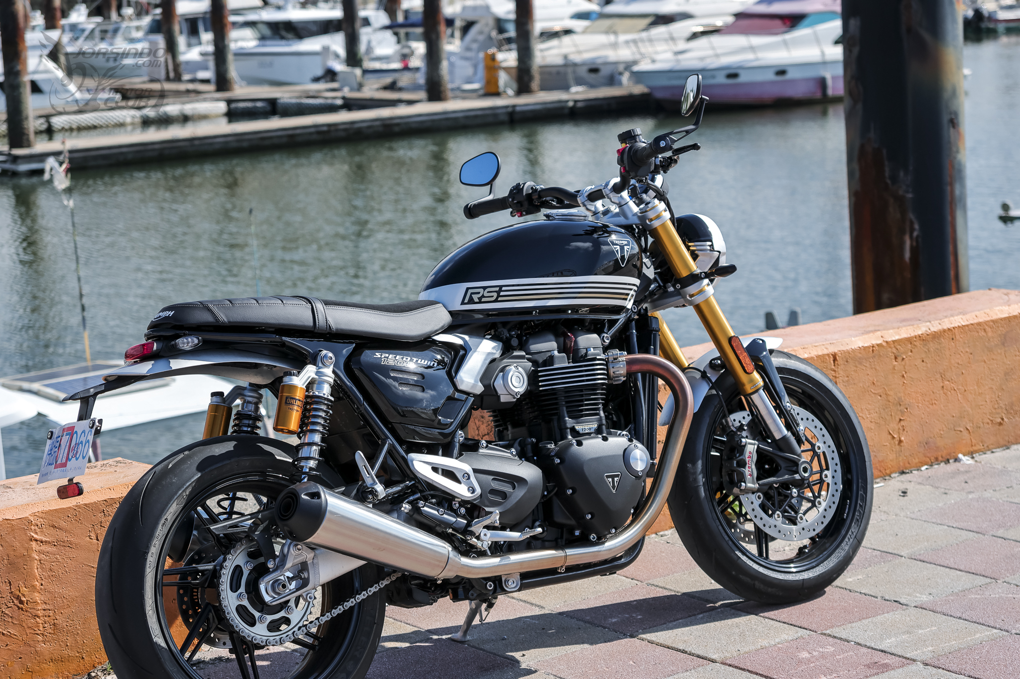[試乘] 英倫暴徒？歷代最強 Triumph Speed Twin 1200 RS4600|triumph,classic小老婆汽機車資訊網