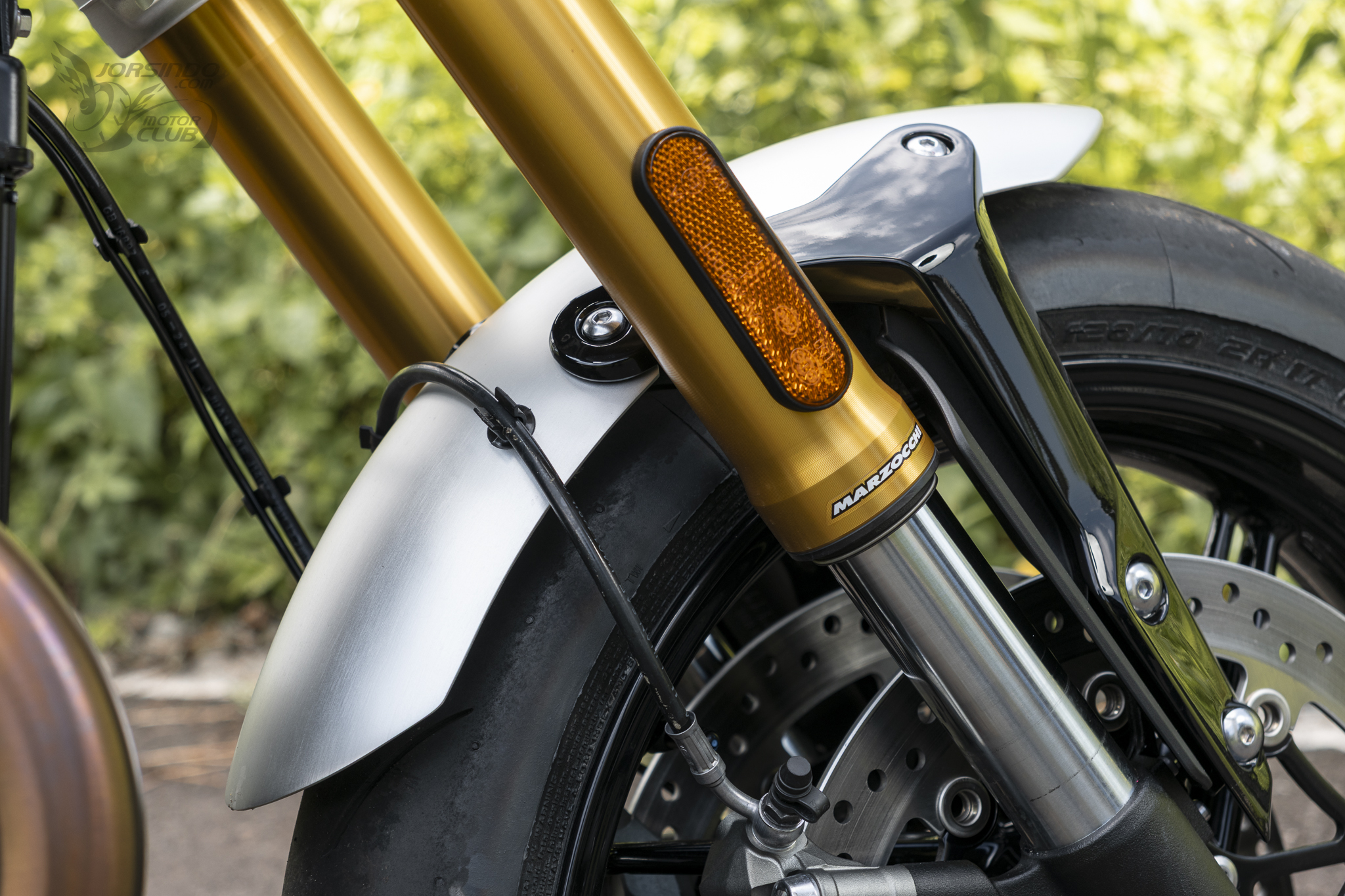 [試乘] 英倫暴徒？歷代最強 Triumph Speed Twin 1200 RS3963|triumph,classic小老婆汽機車資訊網