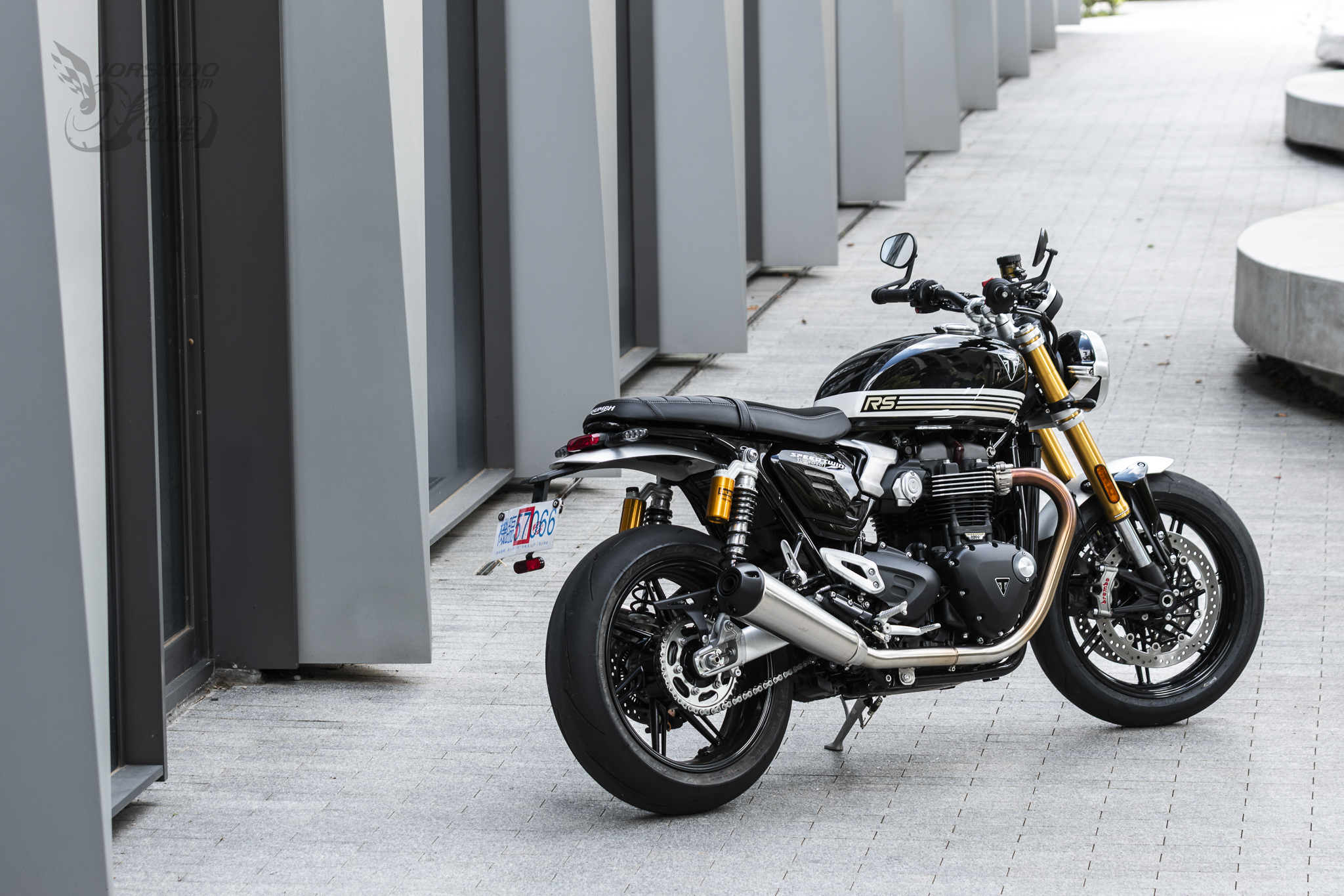 [試乘] 英倫暴徒？歷代最強 Triumph Speed Twin 1200 RS7625|triumph,classic小老婆汽機車資訊網
