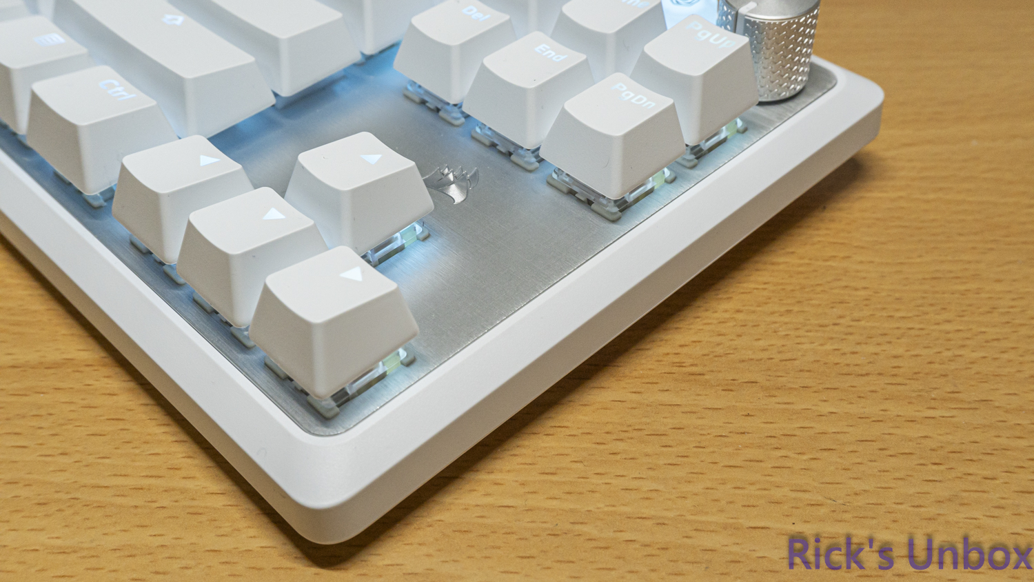 【開箱】海盜船新設計語言80%磁軸鍵盤 | CORSAIR K70 PRO TKL WHITE1924|小老婆汽機車資訊網