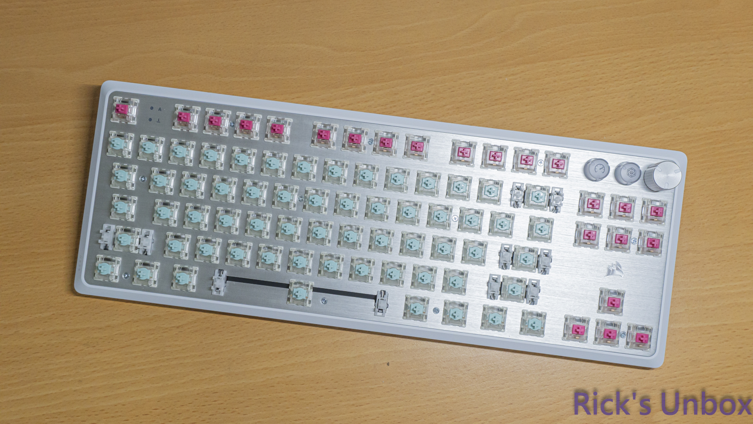 【開箱】海盜船新設計語言80%磁軸鍵盤 | CORSAIR K70 PRO TKL WHITE325|小老婆汽機車資訊網