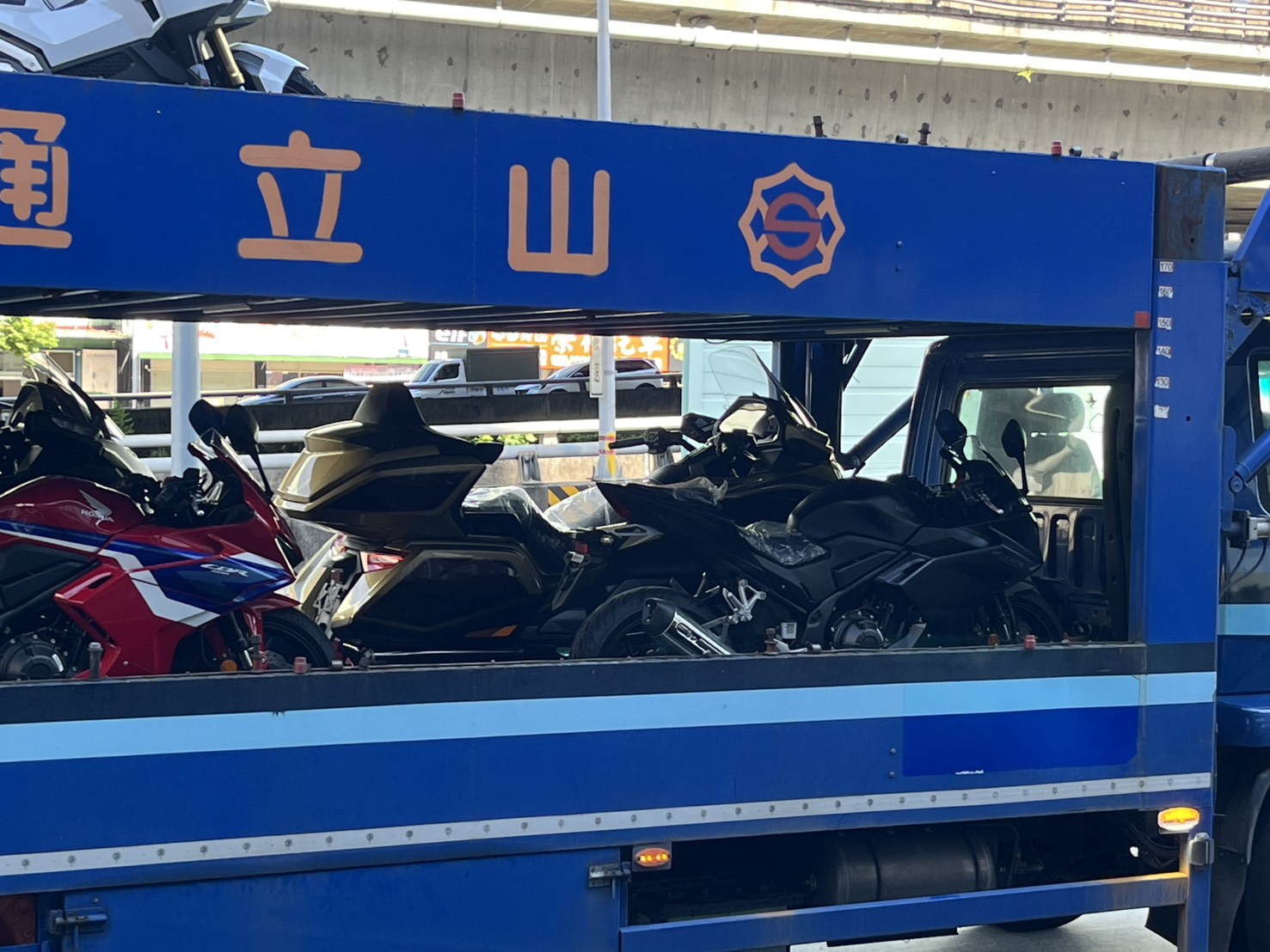 2025 GOLDWING 50週年紀念版全台首發 ( 7/9更新~專屬紀念品開箱)8611|小老婆汽機車資訊網
