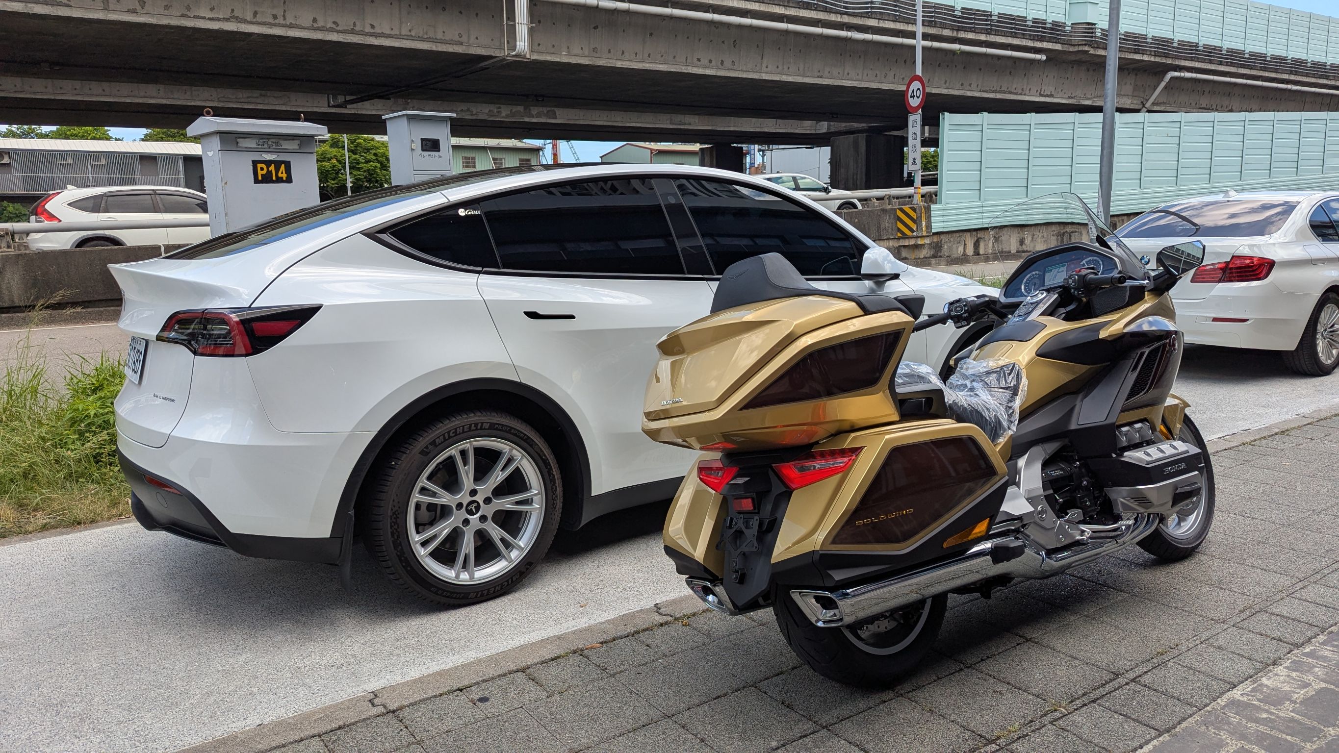 2025 GOLDWING 50週年紀念版全台首發 ( 7/9更新~專屬紀念品開箱)780|小老婆汽機車資訊網