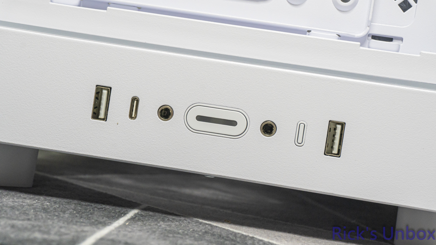 【開箱】可上下顛倒展示的機殼 | MONTECH HS01 PRO WHITE2453|小老婆汽機車資訊網