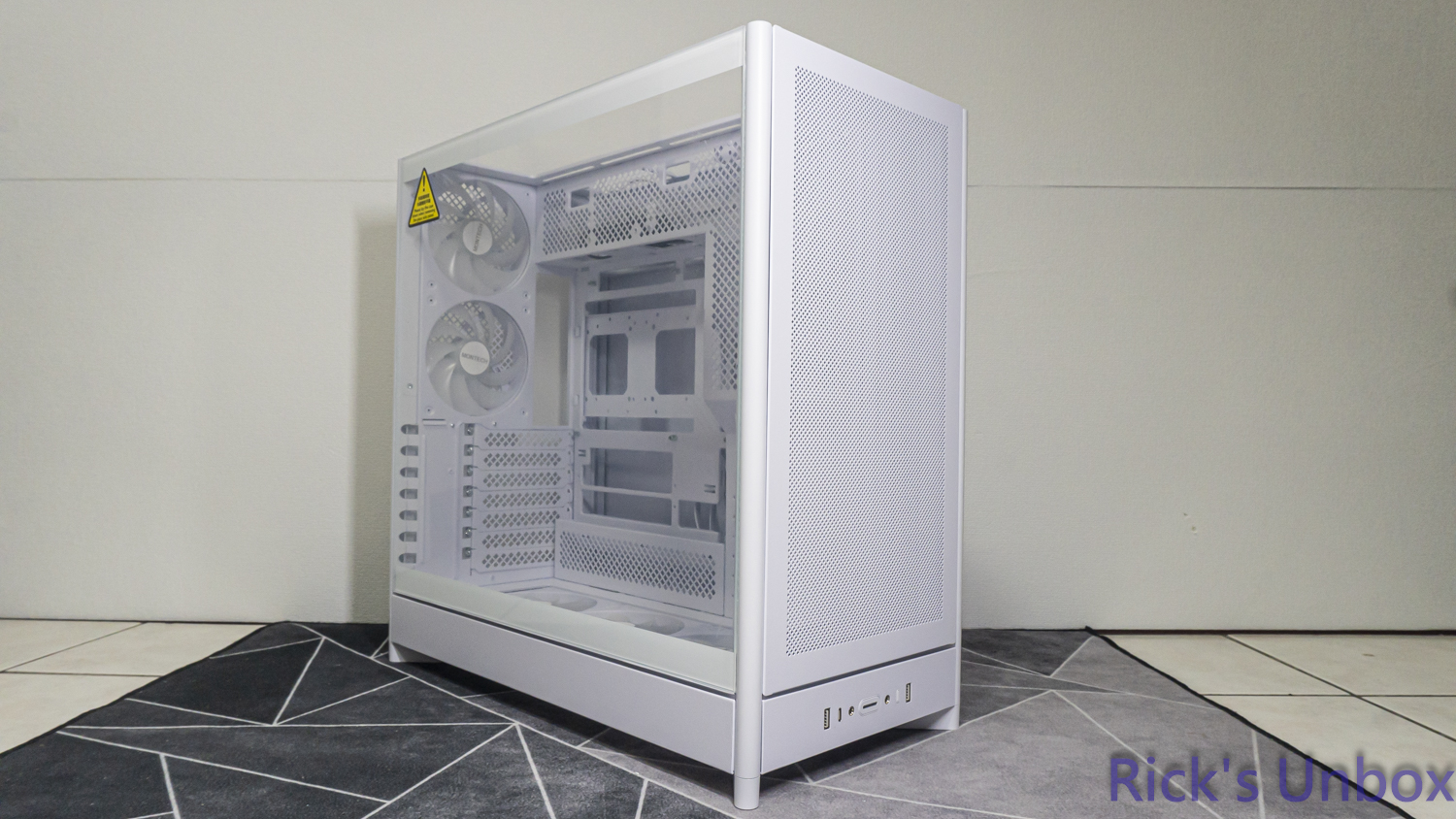 【開箱】可上下顛倒展示的機殼 | MONTECH HS01 PRO WHITE9314|小老婆汽機車資訊網