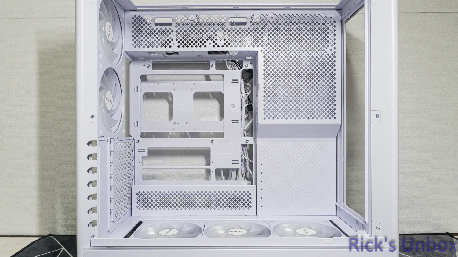 【開箱】可上下顛倒展示的機殼 | MONTECH HS01 PRO WHITE8570|小老婆汽機車資訊網