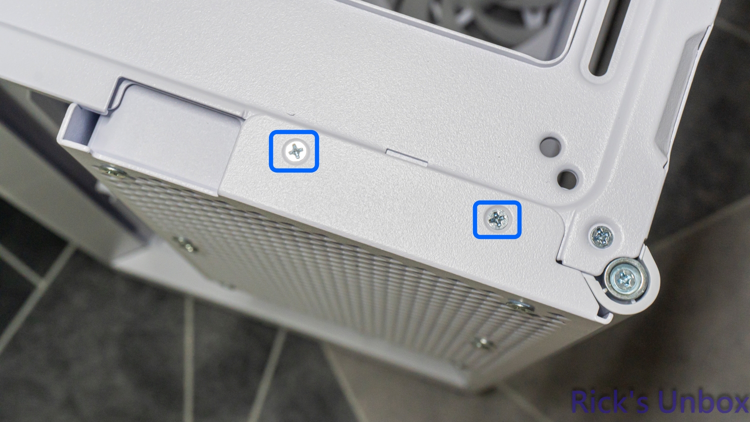 【開箱】可上下顛倒展示的機殼 | MONTECH HS01 PRO WHITE503|小老婆汽機車資訊網