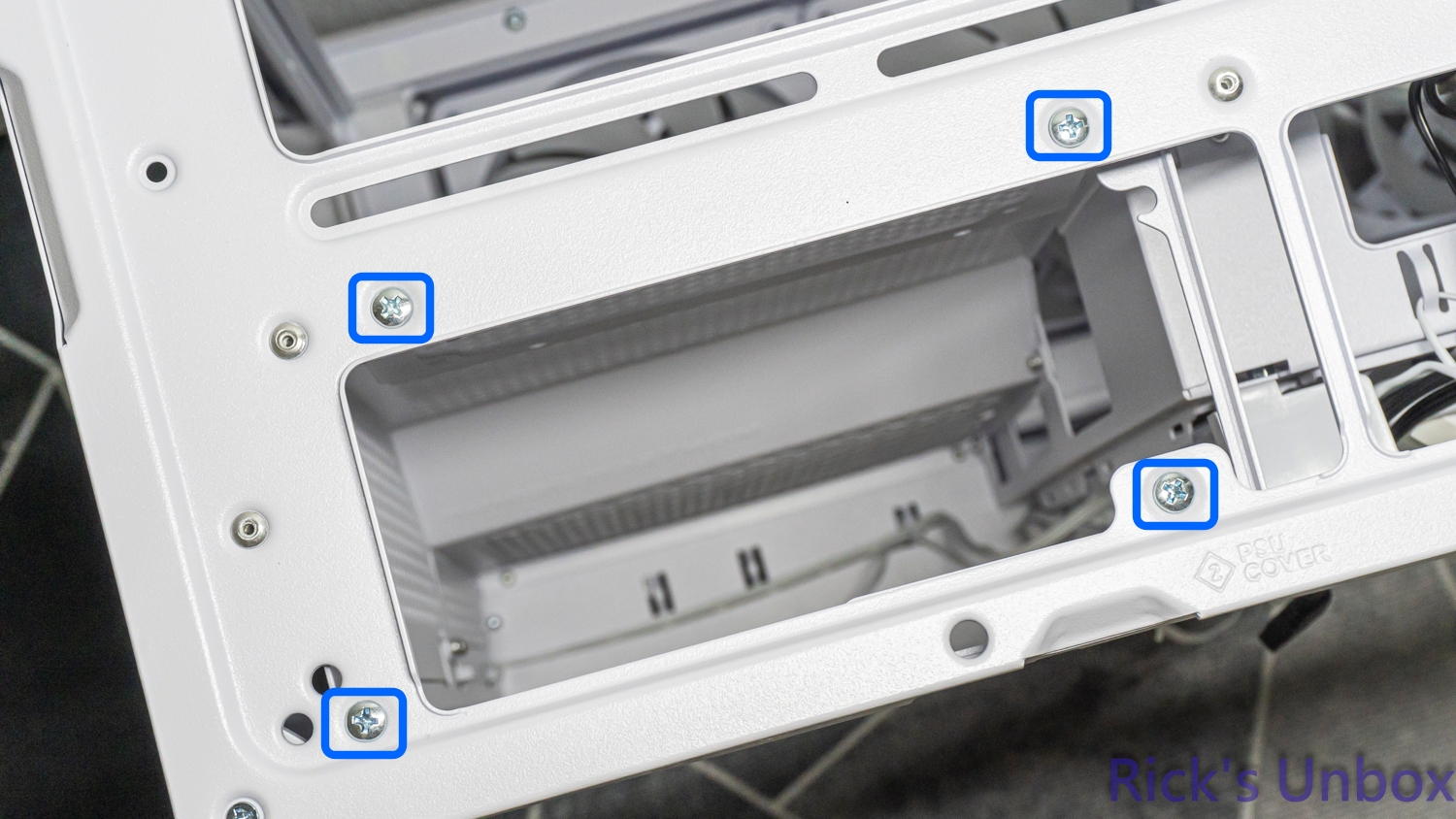 【開箱】可上下顛倒展示的機殼 | MONTECH HS01 PRO WHITE3931|小老婆汽機車資訊網